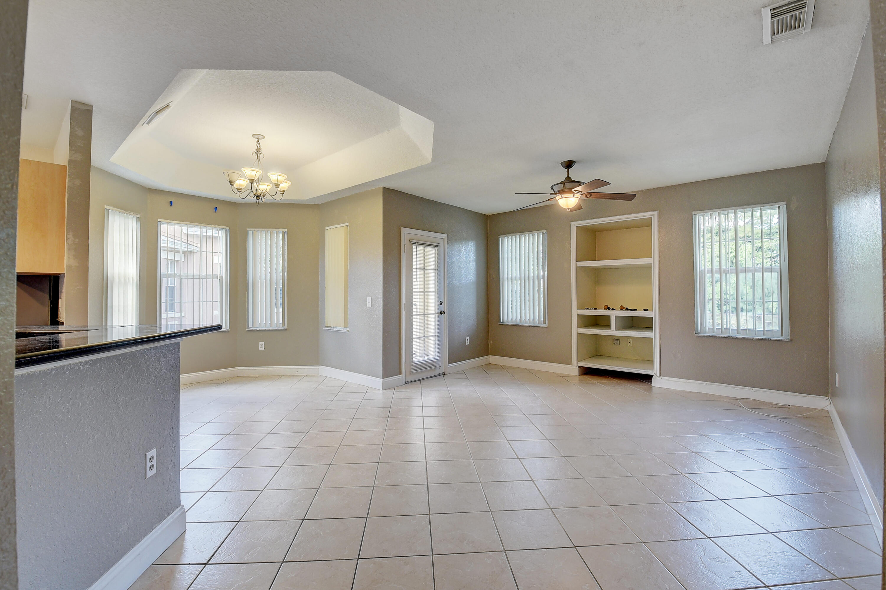 1206 Belmont Place Property Photo 3