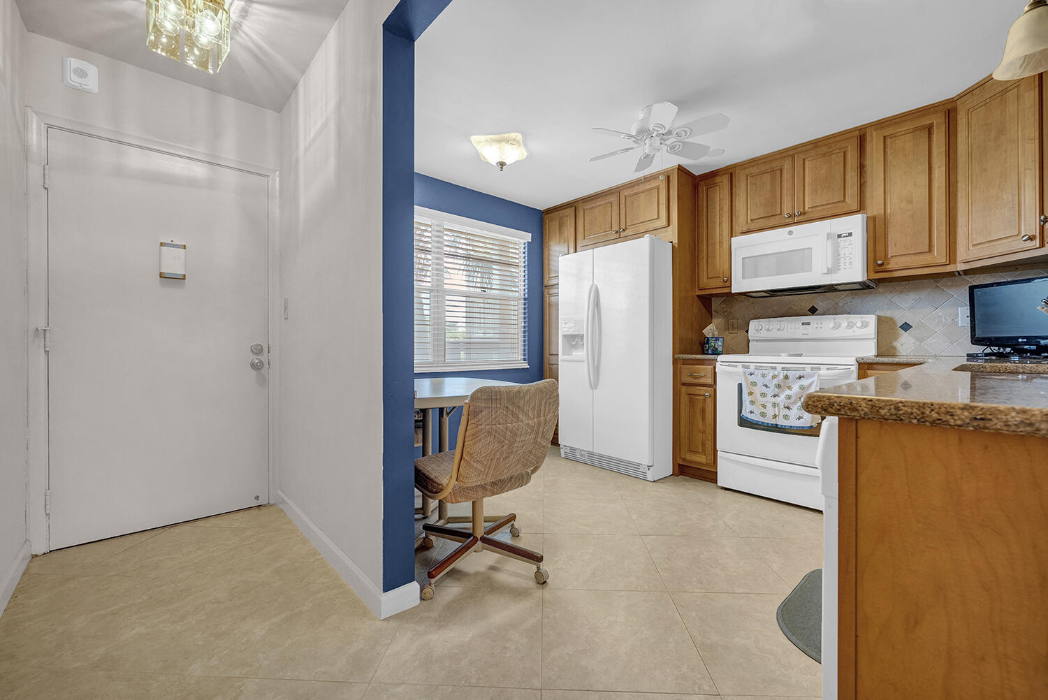 2202 Lucaya Bend C3 Property Photo 4