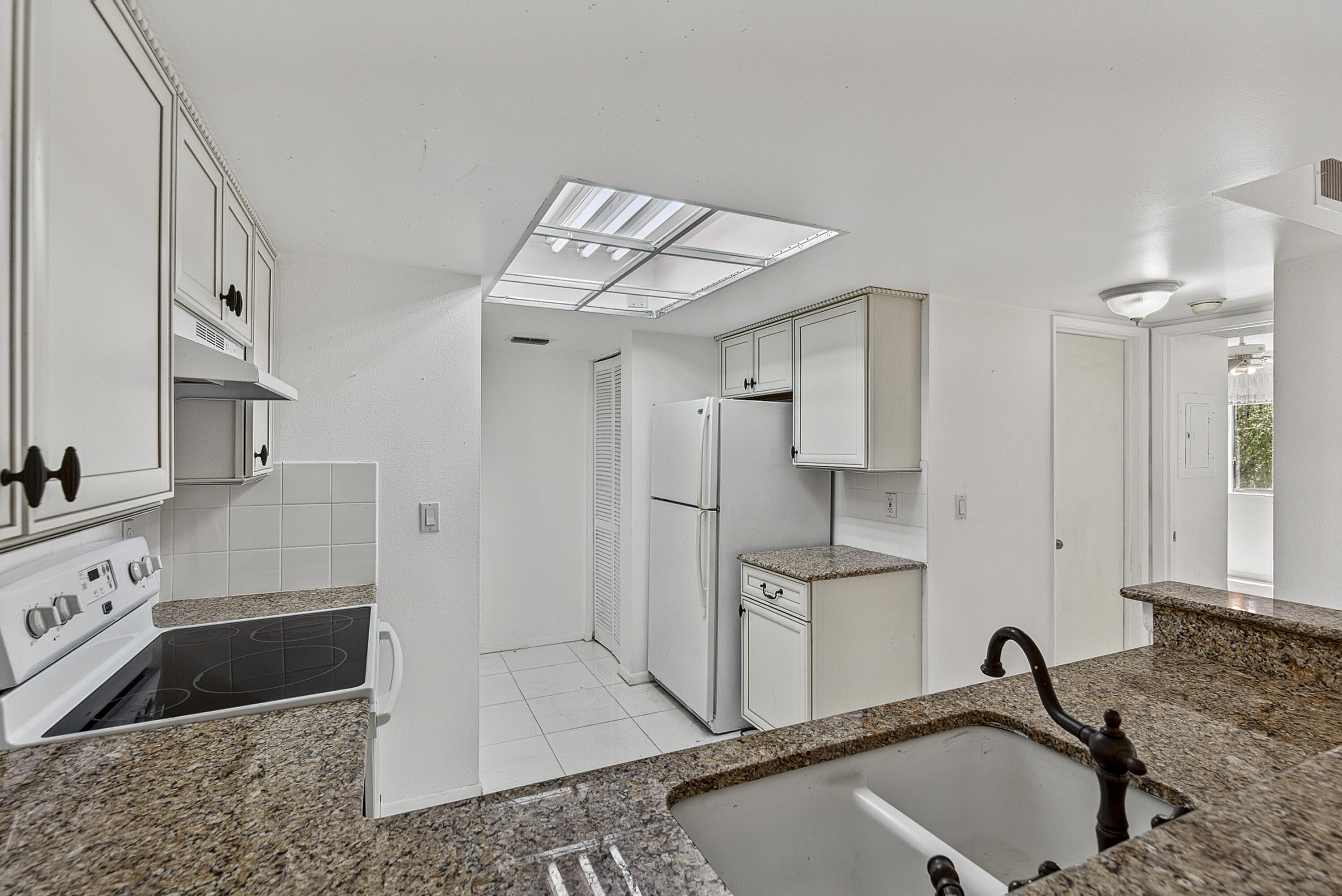 9088 W Atlantic Boulevard 525 Property Photo 16
