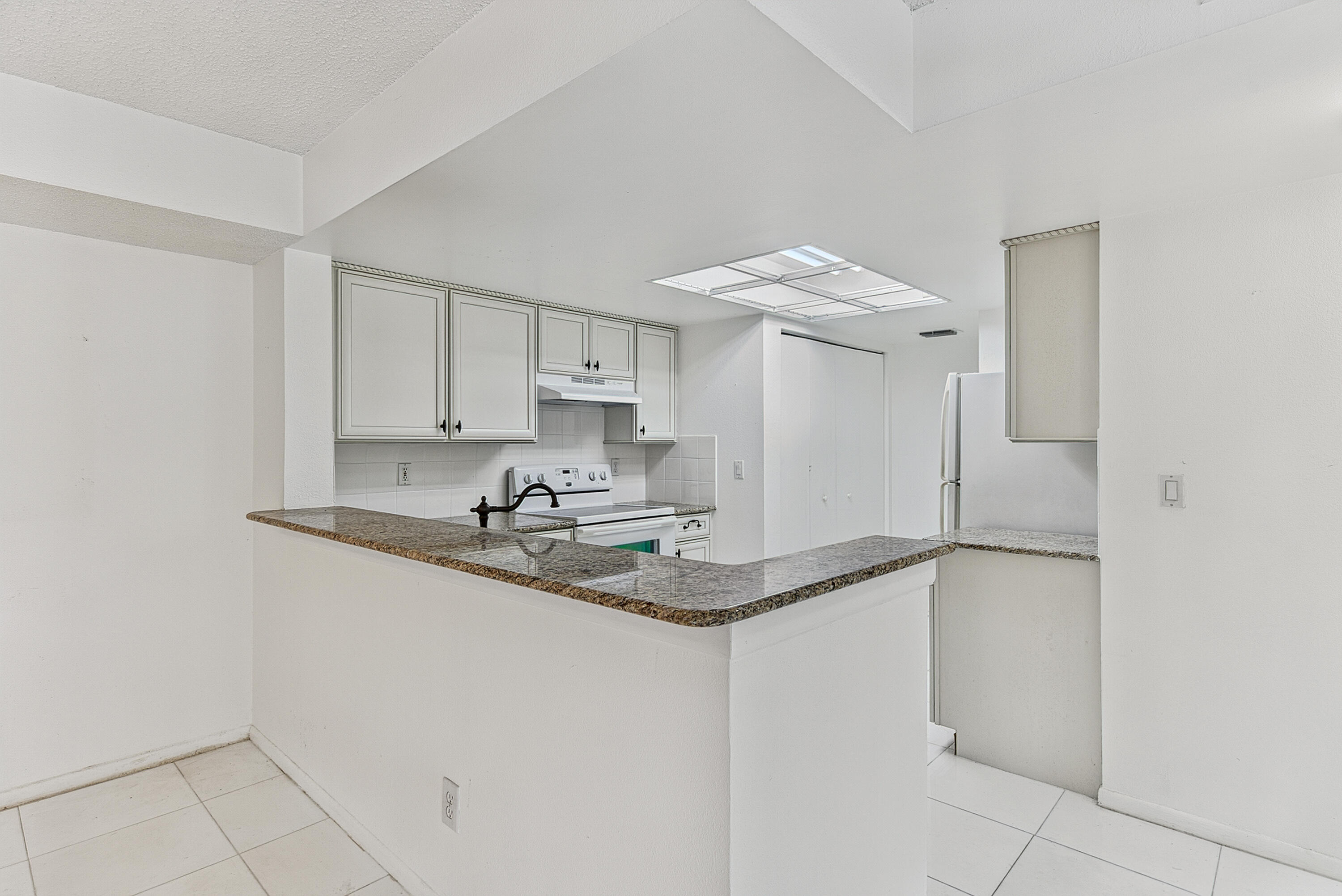 9088 W Atlantic Boulevard 525 Property Photo 32