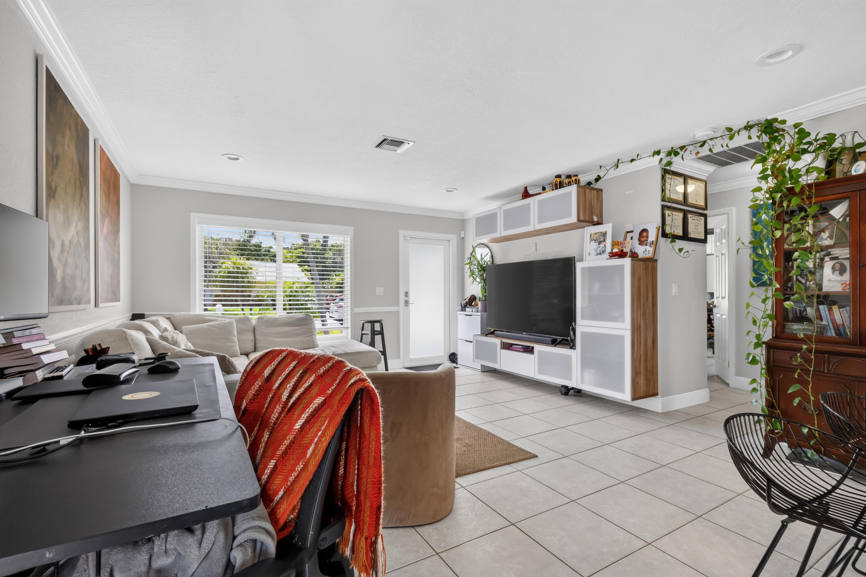 4573 Carthage Circle Property Photo 8