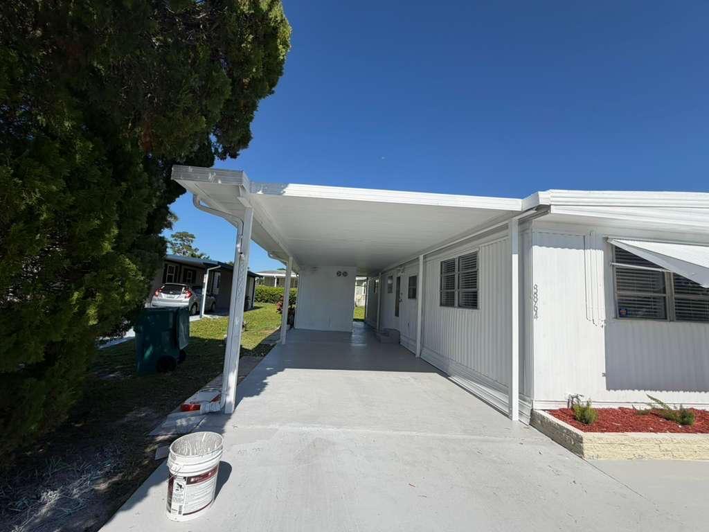 8864 Kings Drive Property Photo 2