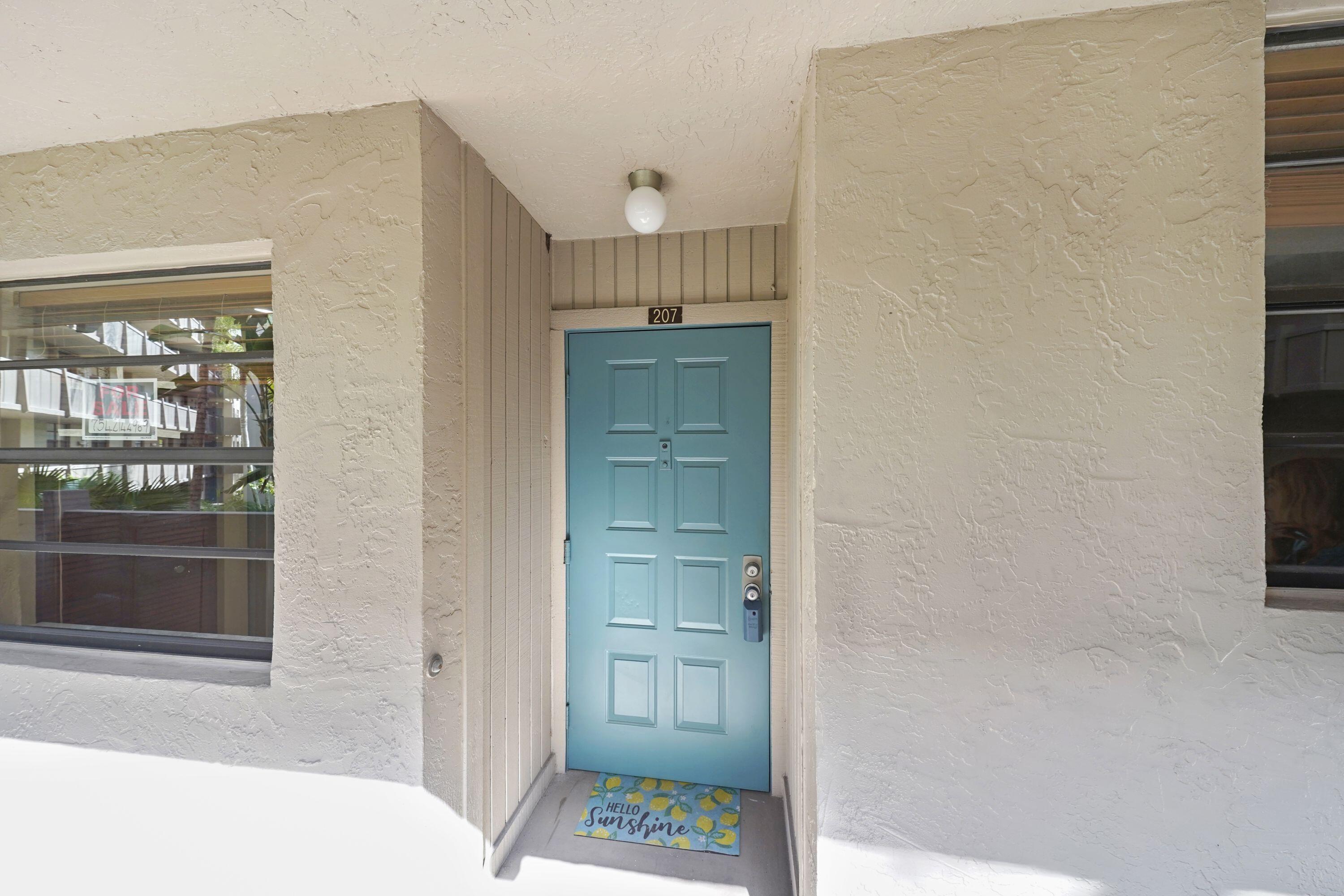 901 Colony Point Circle 207 Property Photo 2
