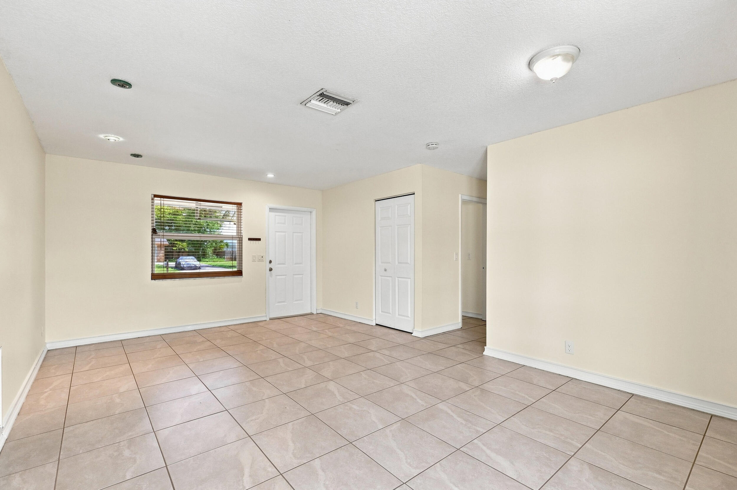 5114 Conklin Drive Property Photo 8