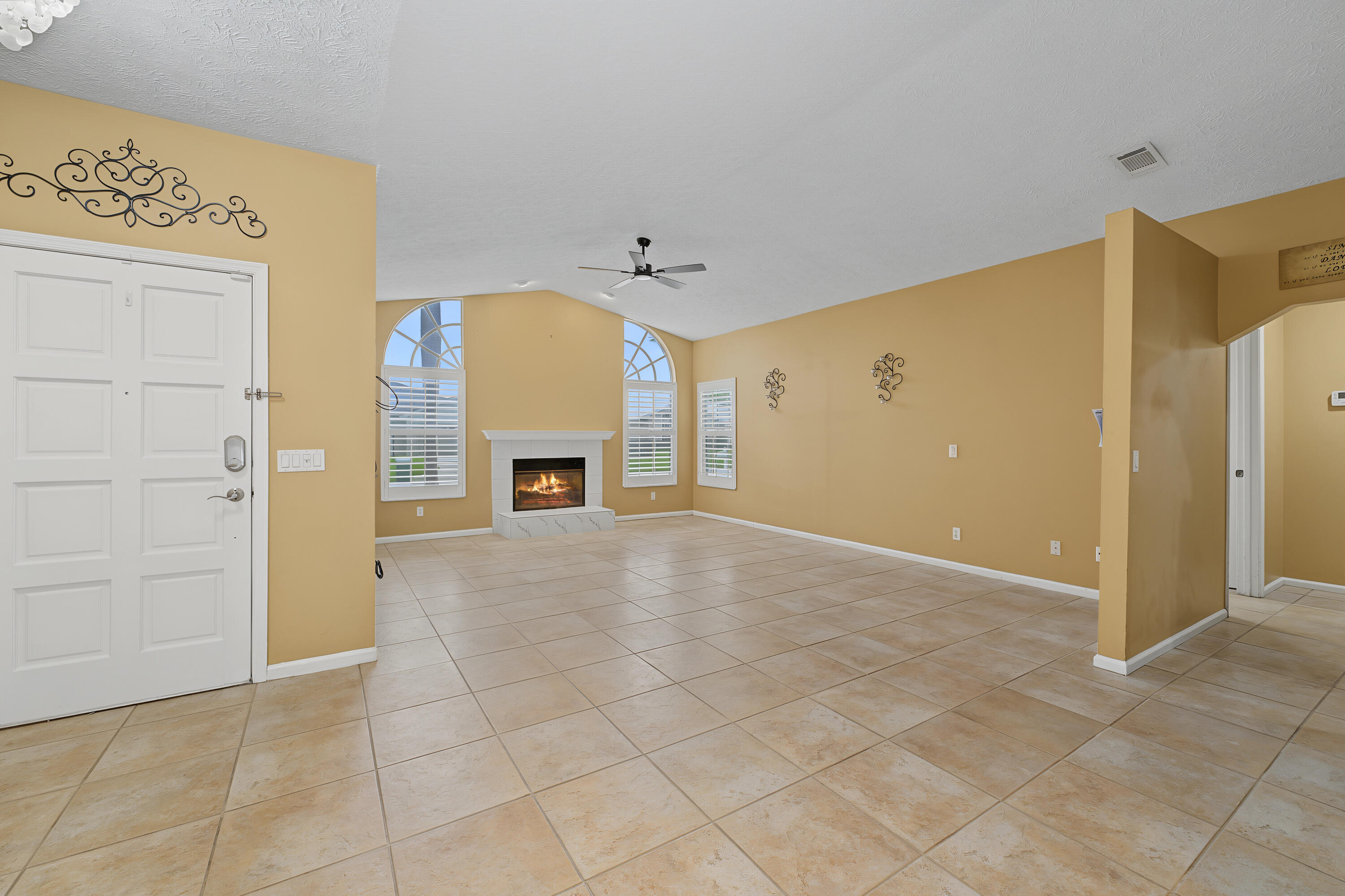 6908 Bronte Circle Property Photo 8