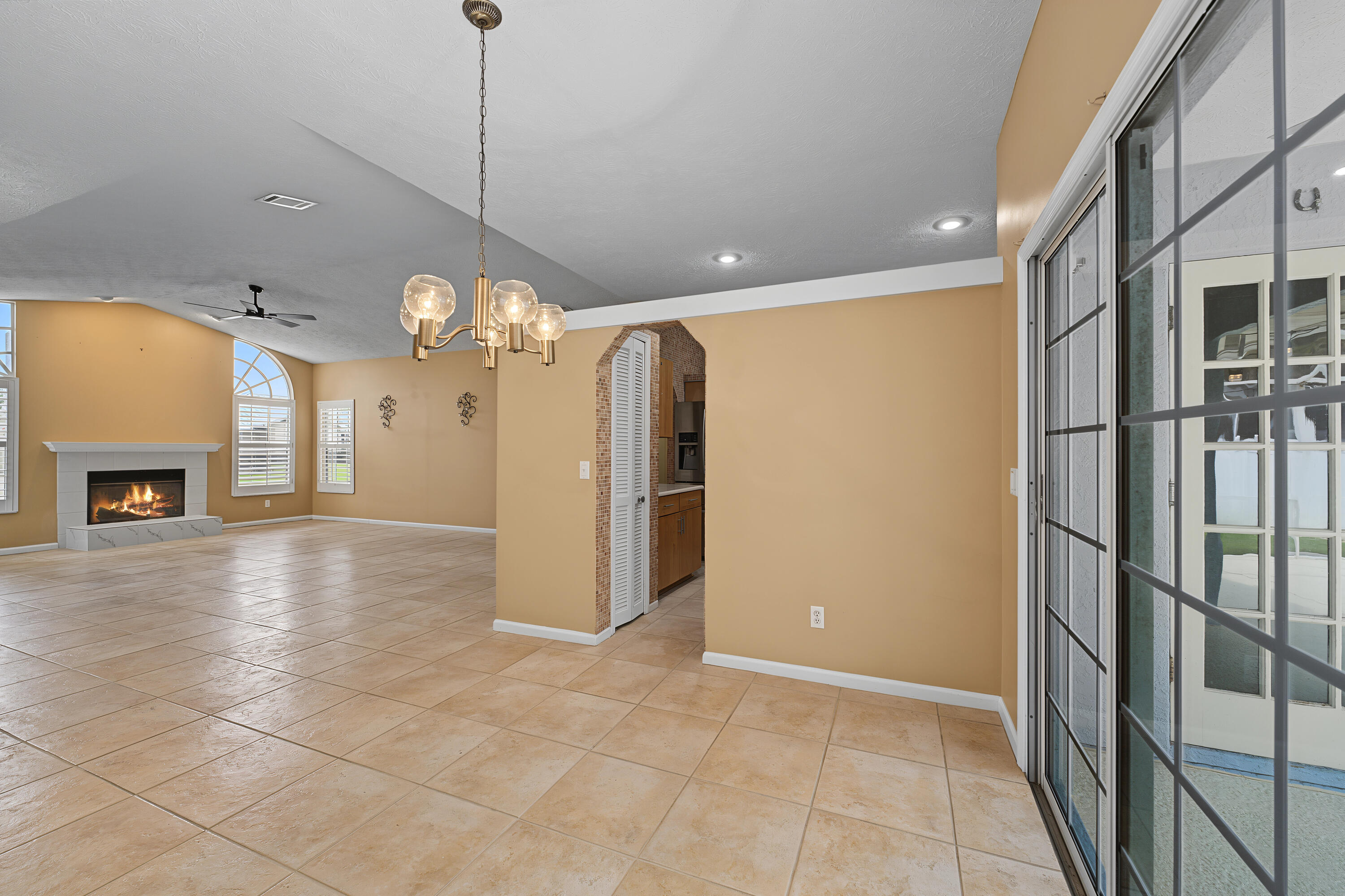6908 Bronte Circle Property Photo 17