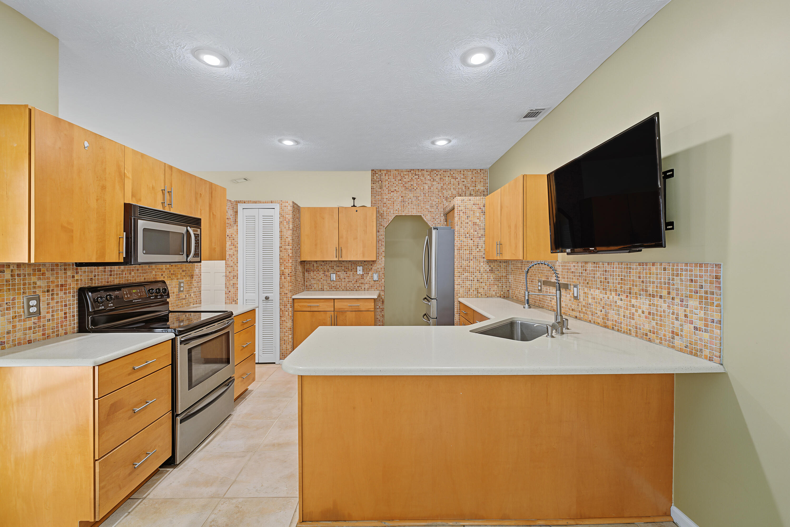 6908 Bronte Circle Property Photo 25