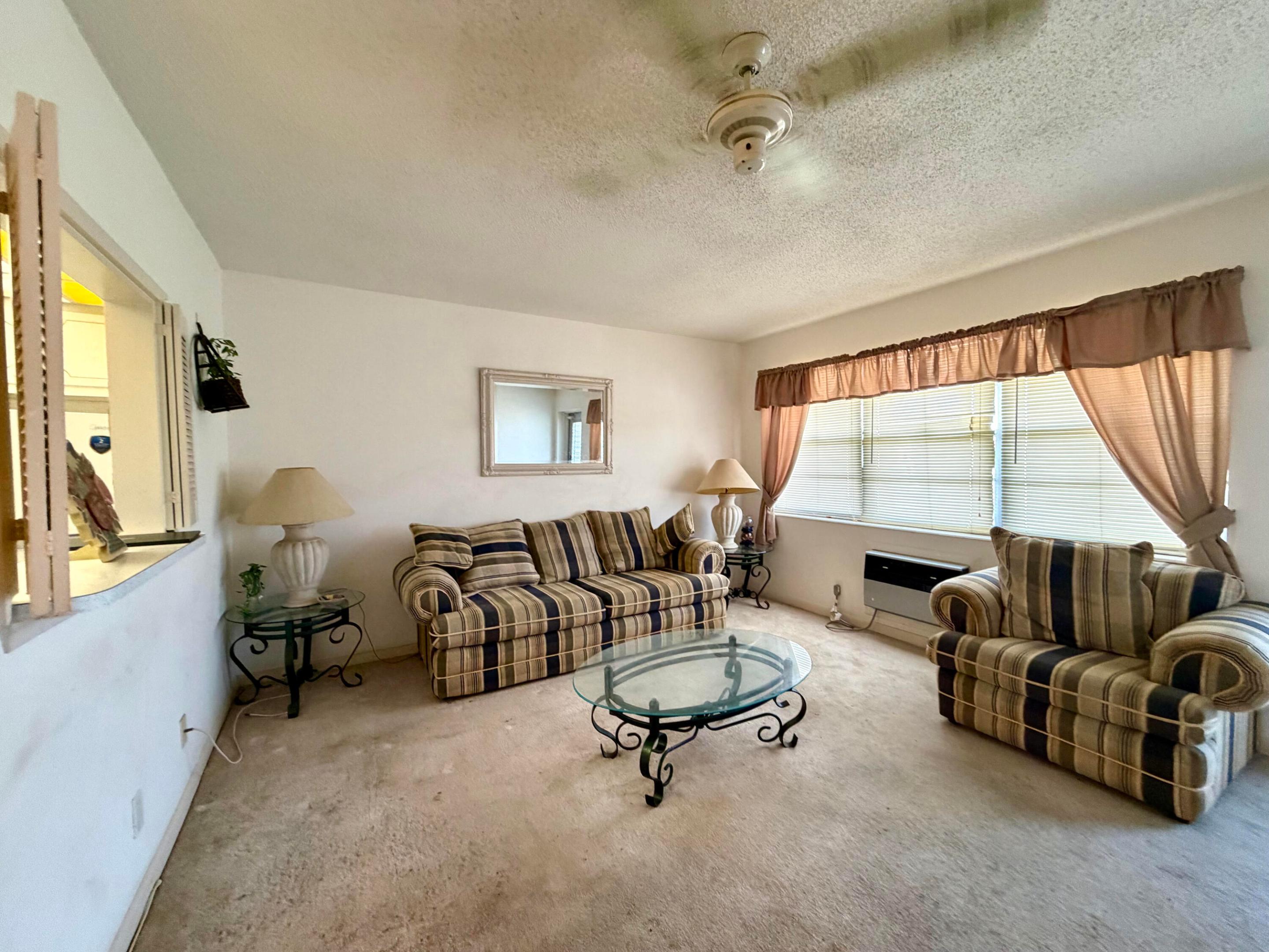 348 Northampton Q Property Photo 4