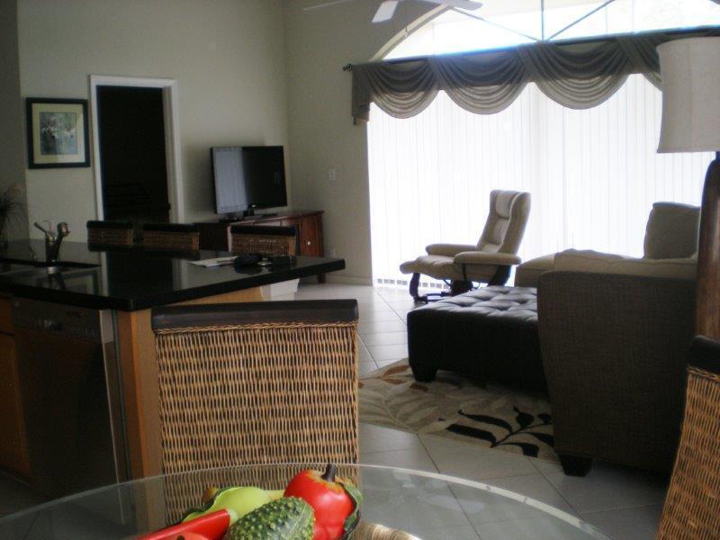 4050 Bluff Harbor Way Property Photo 9