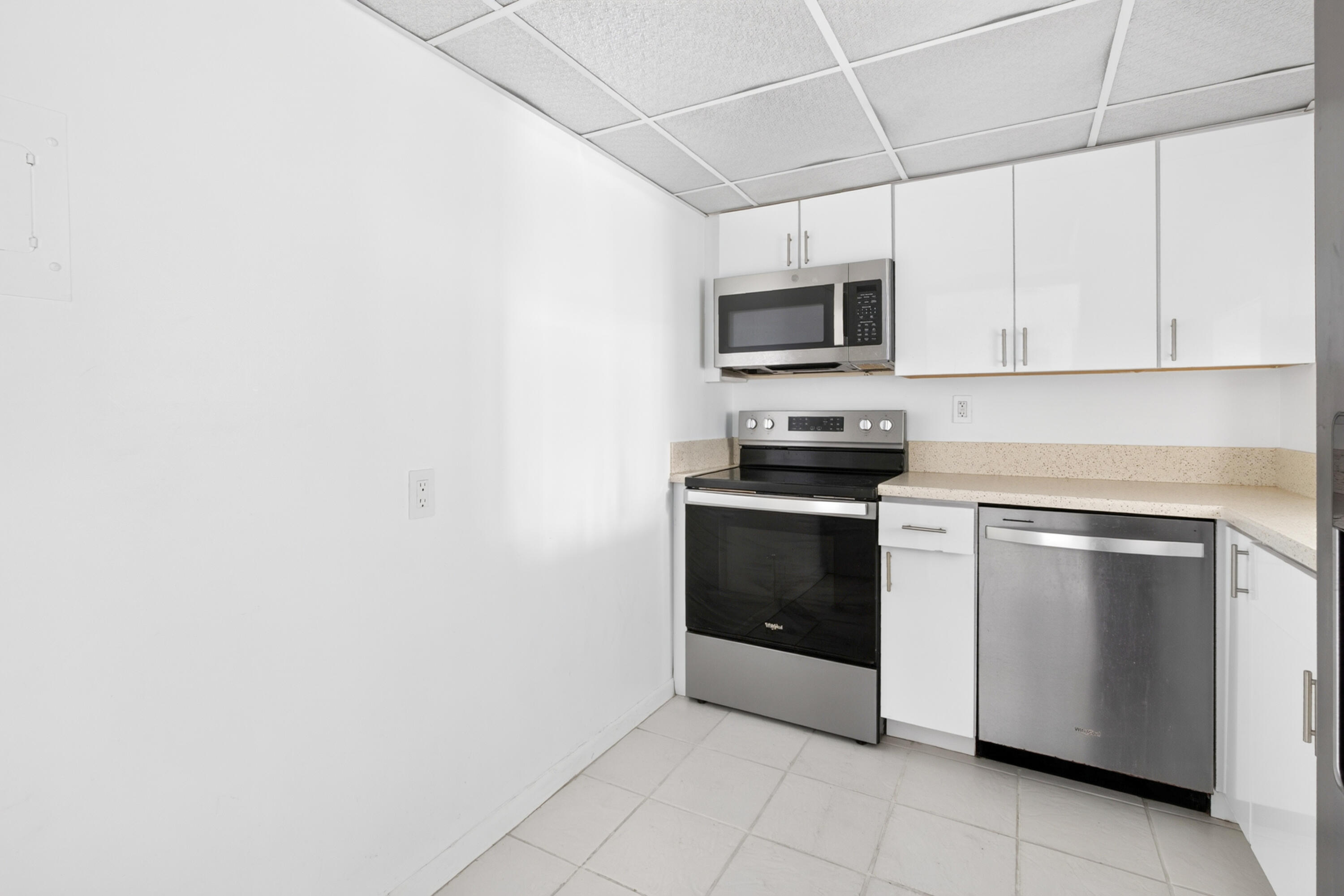 3540 S Ocean Boulevard 208 Property Photo 5