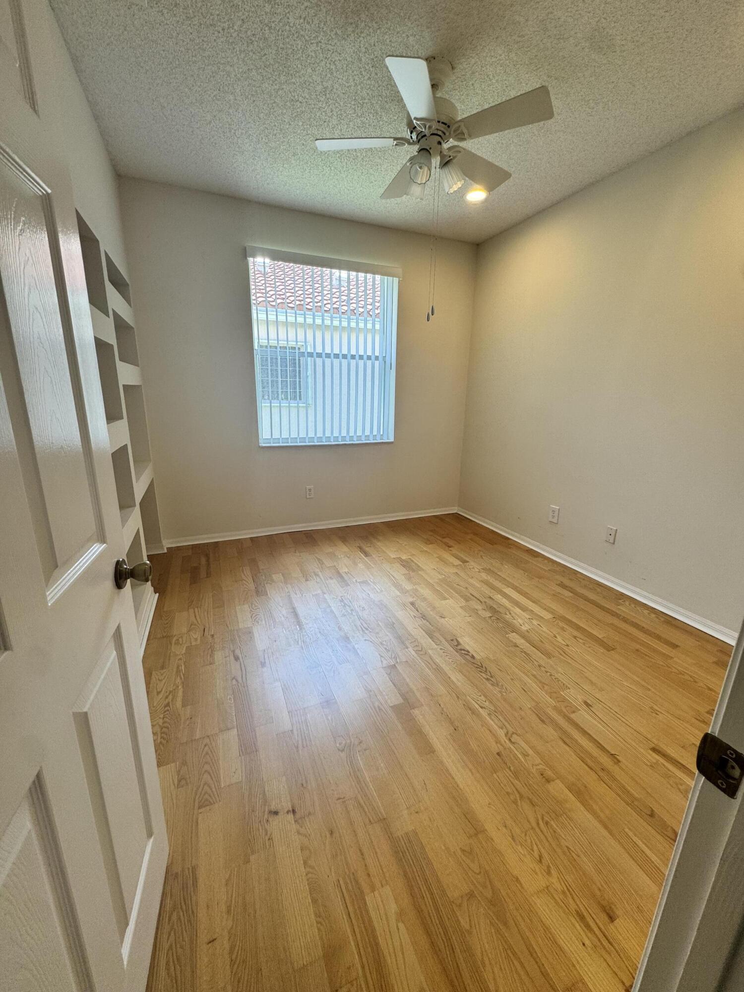 10895 Fillmore Drive Property Photo 6