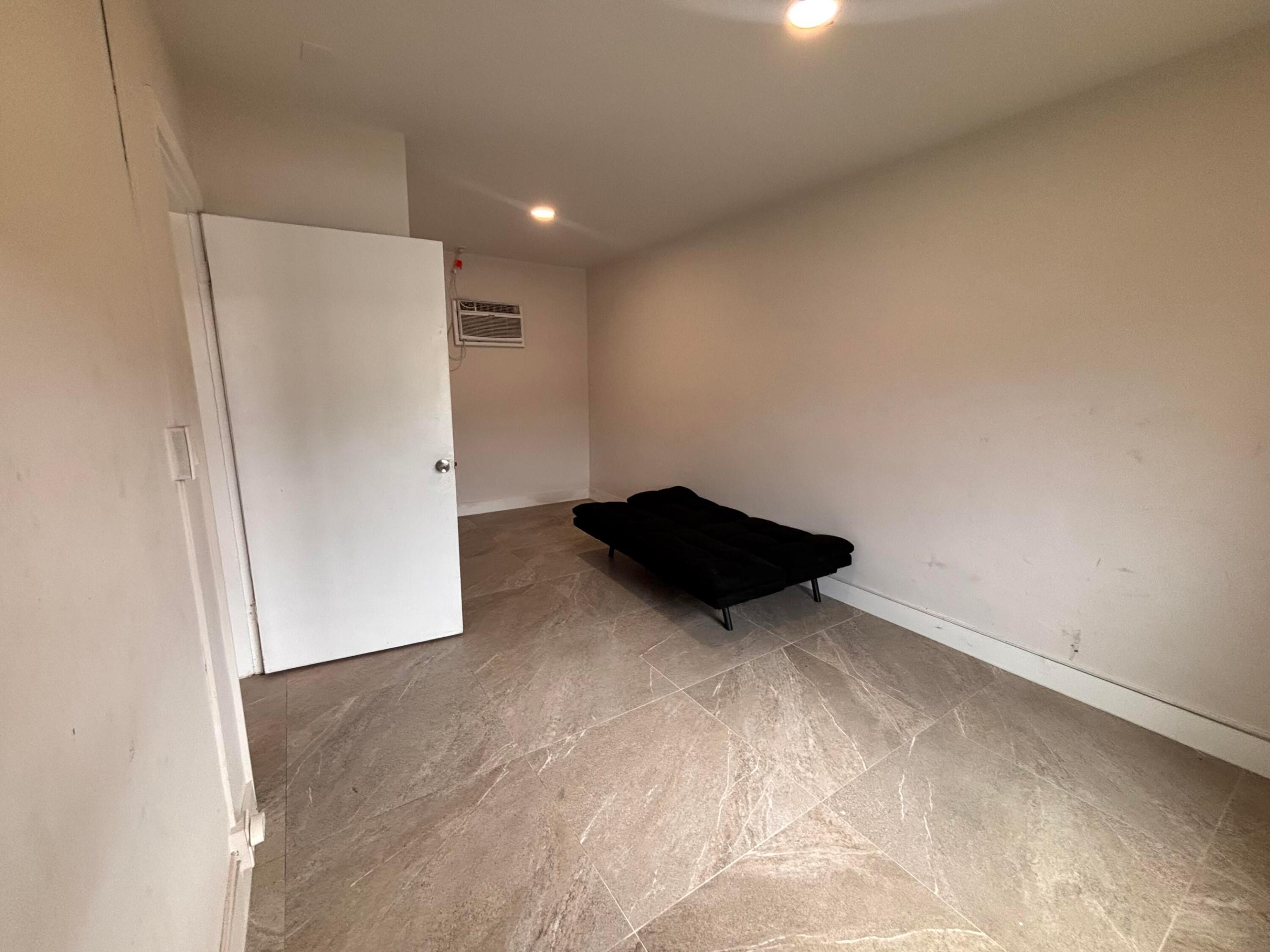 413 S Ocean Boulevard 4 Property Photo 10