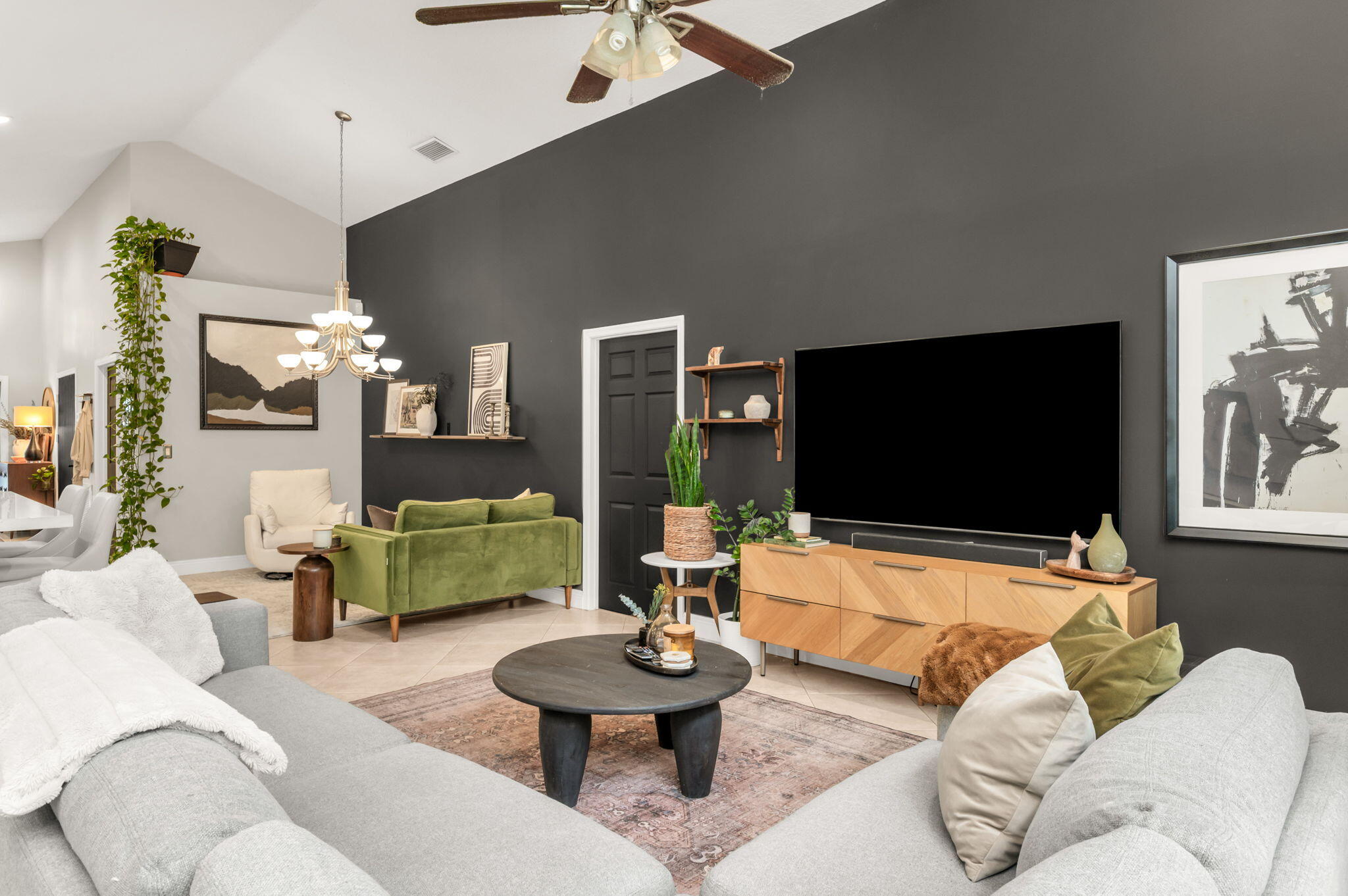 23452 Serene Meadow Drive S Property Photo 8