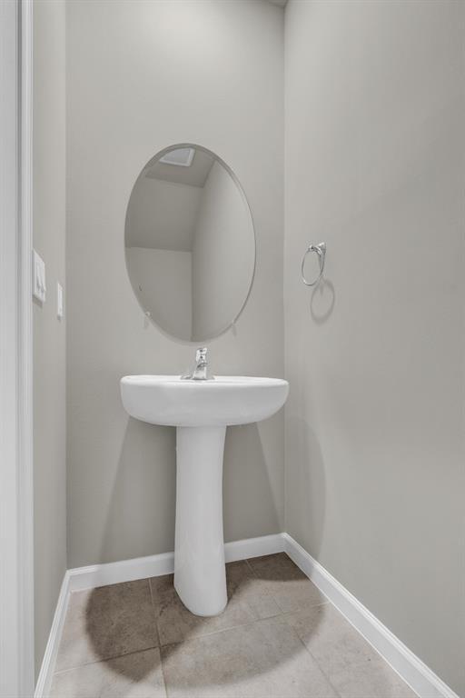 5659 Enclave Drive Property Photo 8