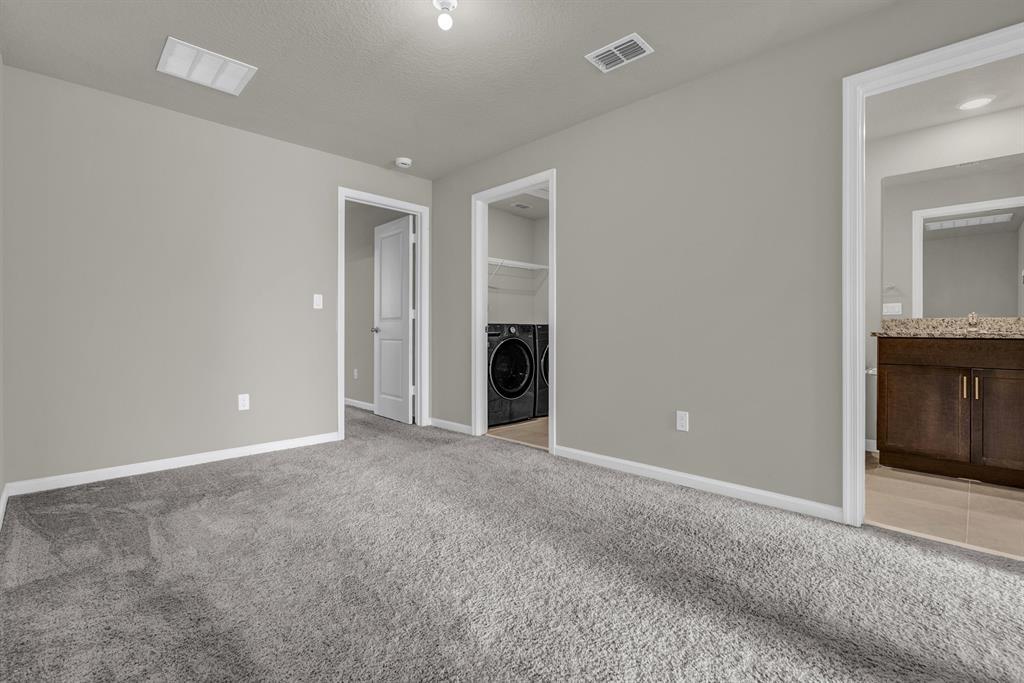 5659 Enclave Drive Property Photo 13