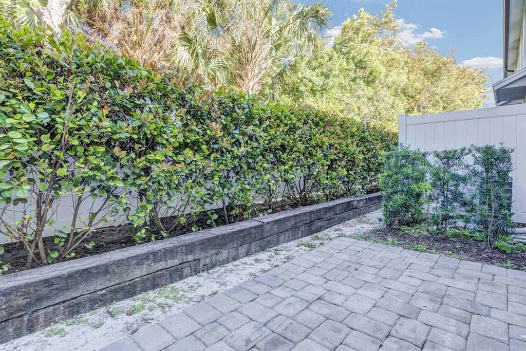 5659 Enclave Drive Property Photo 19