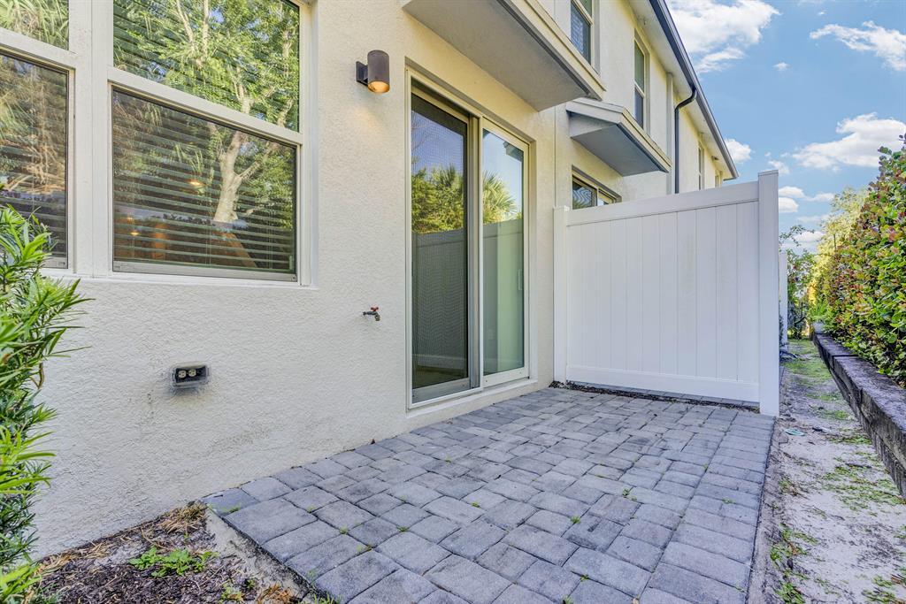 5659 Enclave Drive Property Photo 21