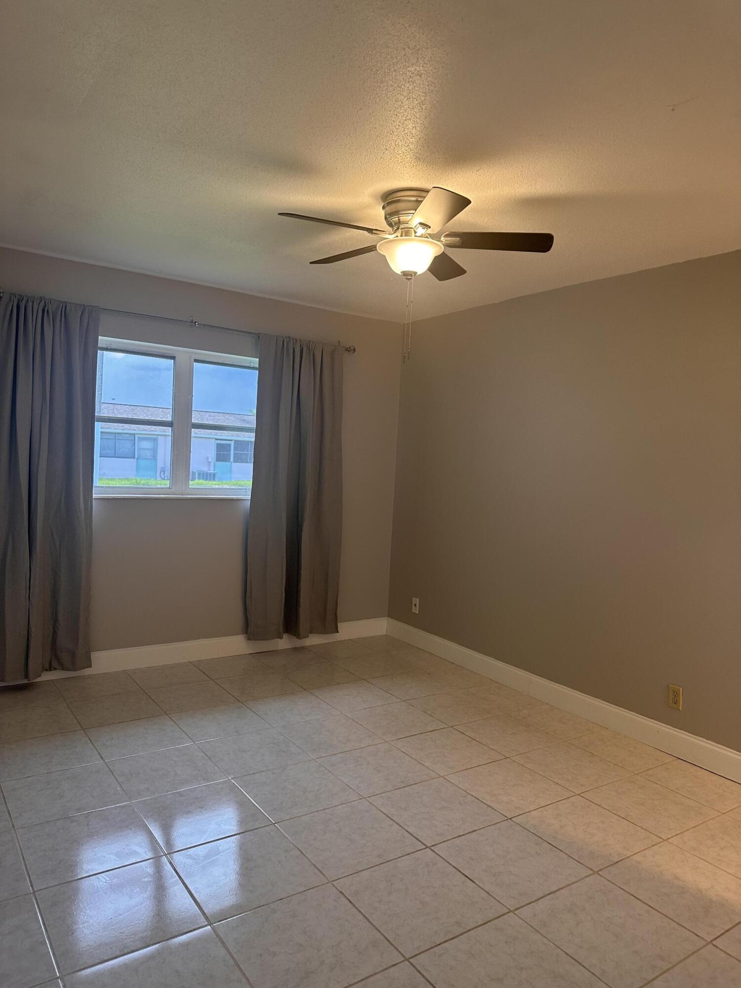 2671 Barkley Drive W C Property Photo 10