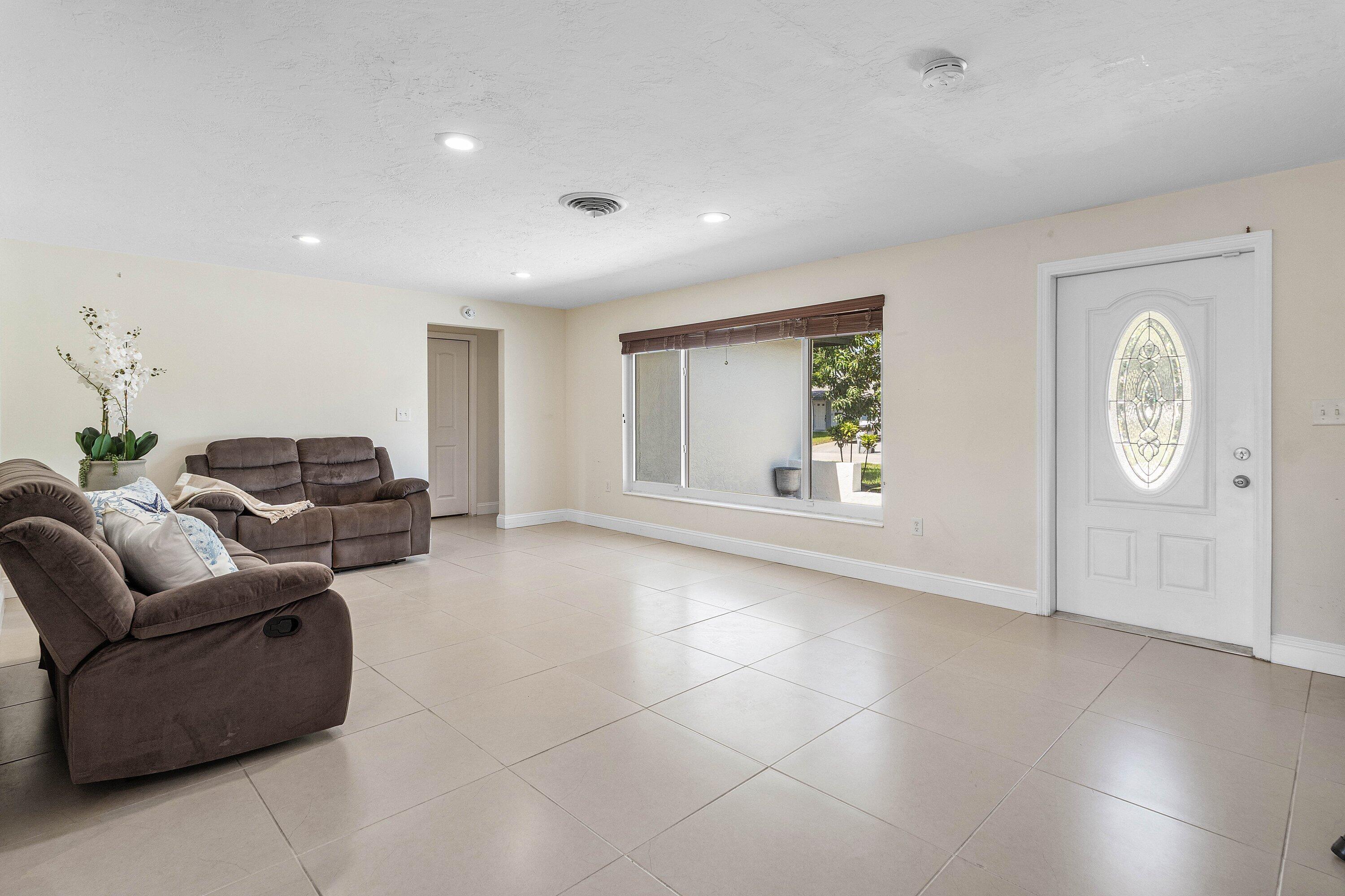 1620 Sw 4th Avenue Property Photo 7