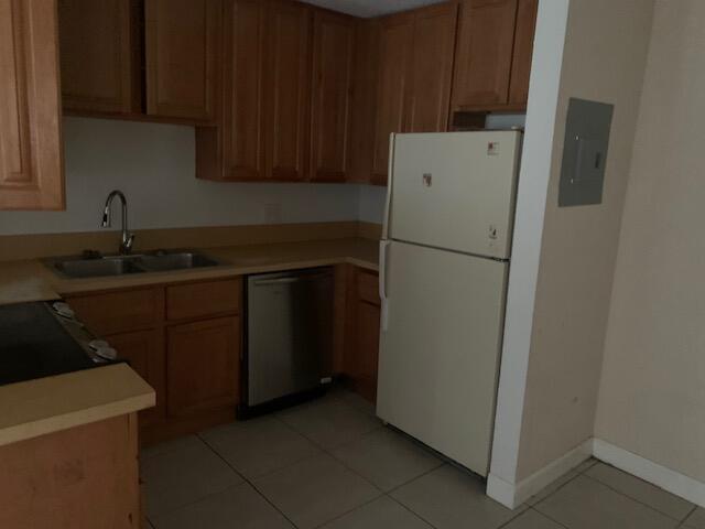 10890 Royal Palm Boulevard 10890 Property Photo 3