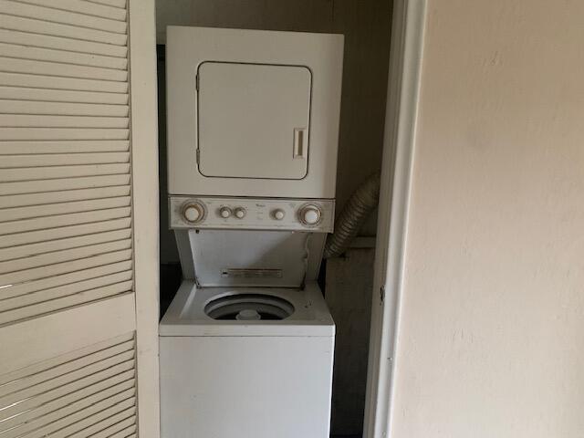 10890 Royal Palm Boulevard 10890 Property Photo 5