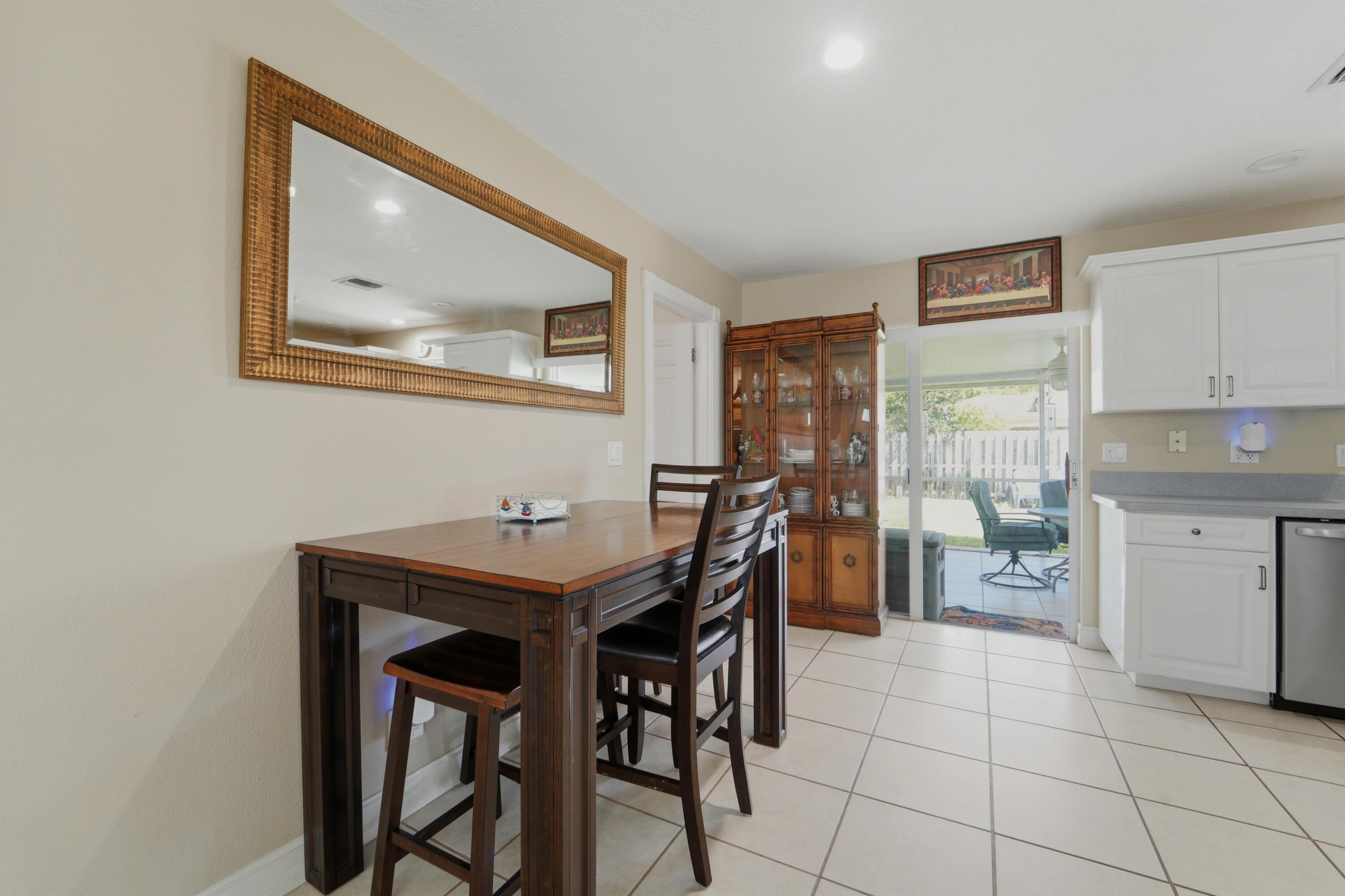 225 River Terrace Drive Property Photo 5
