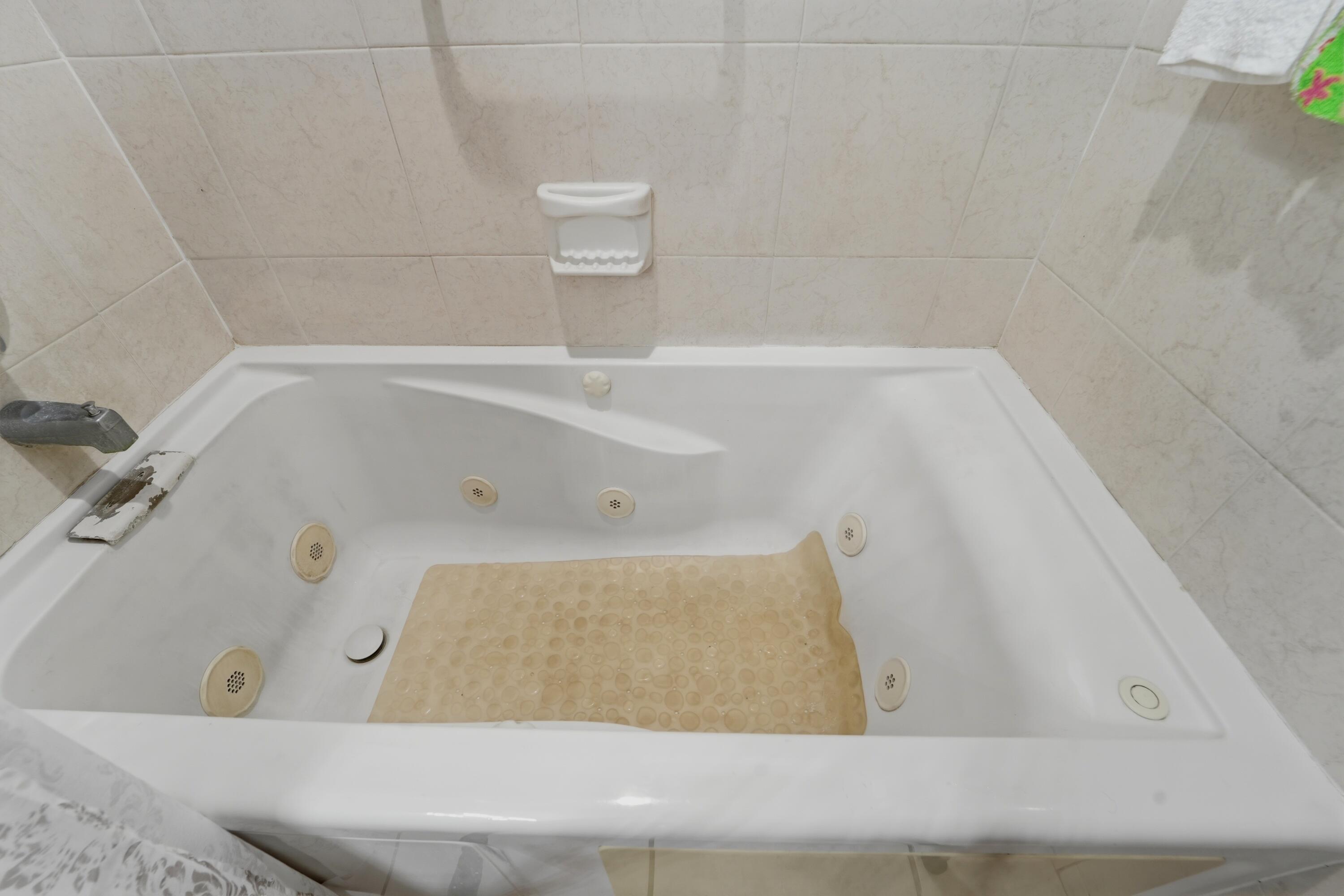 225 River Terrace Drive Property Photo 13