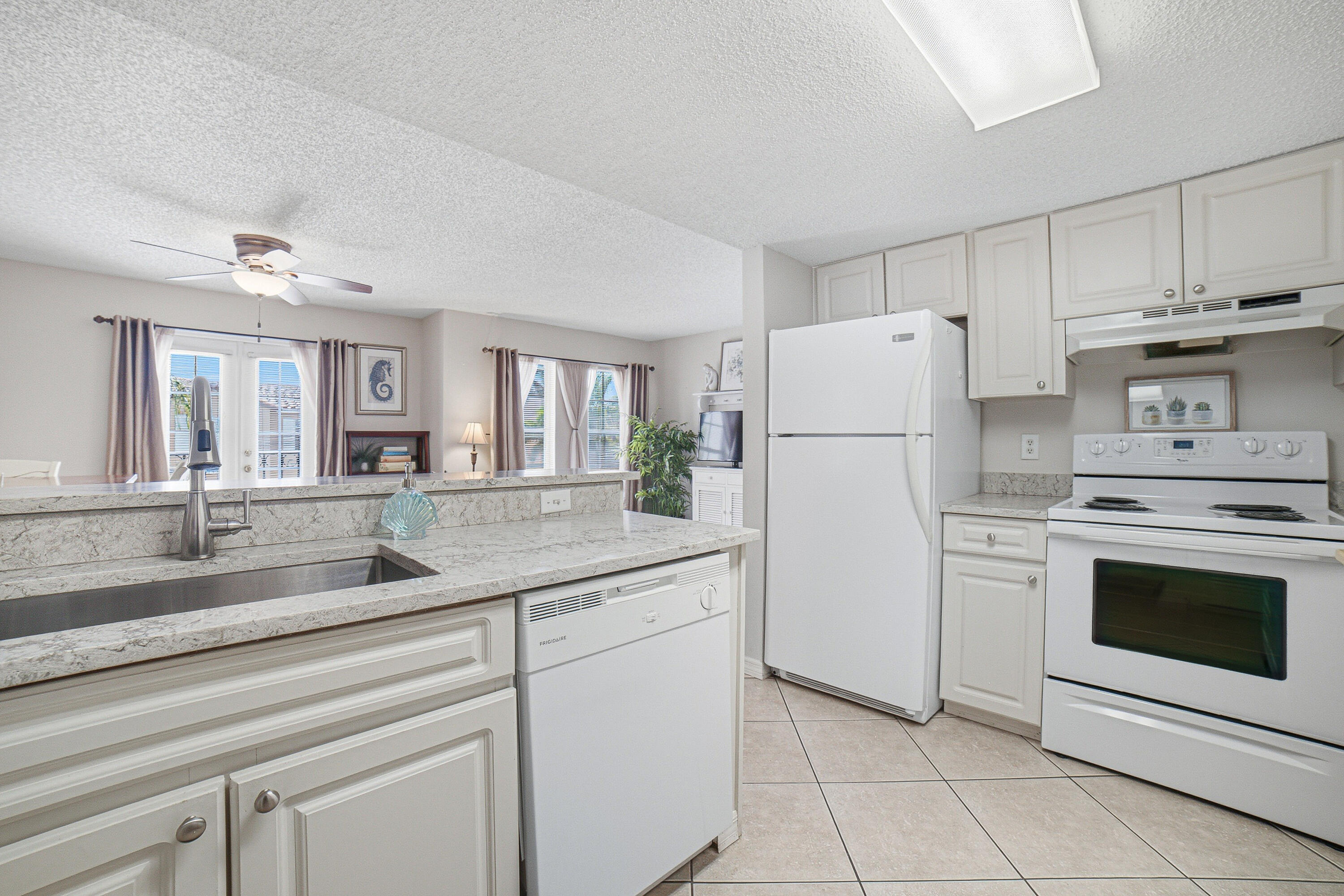 1145 Lake Shore Drive 206 Property Photo 14