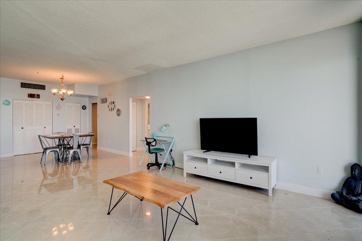 3450 S Ocean Boulevard 806 Property Photo 13
