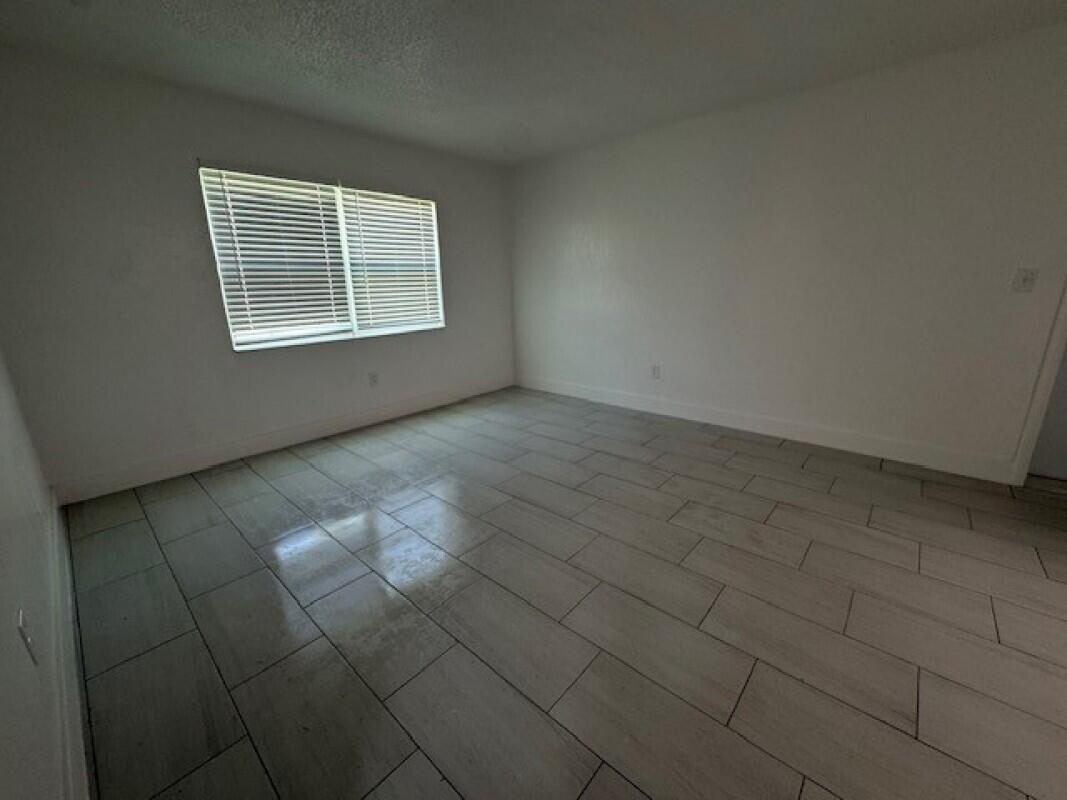 3810 Sw 60th Avenue Property Photo 6