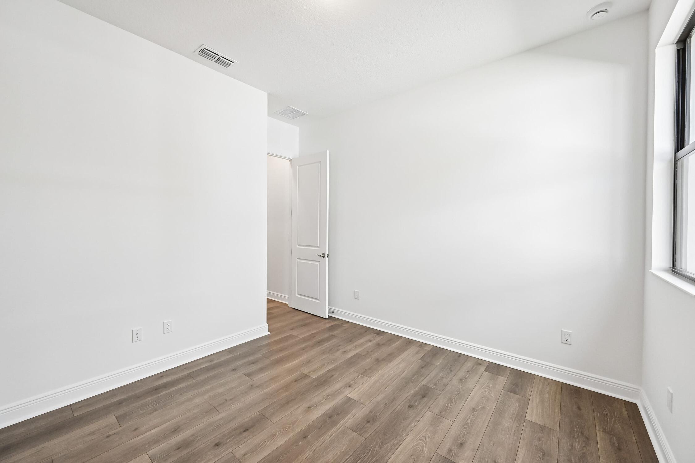 2157 Se Mosaic Boulevard Property Photo 23