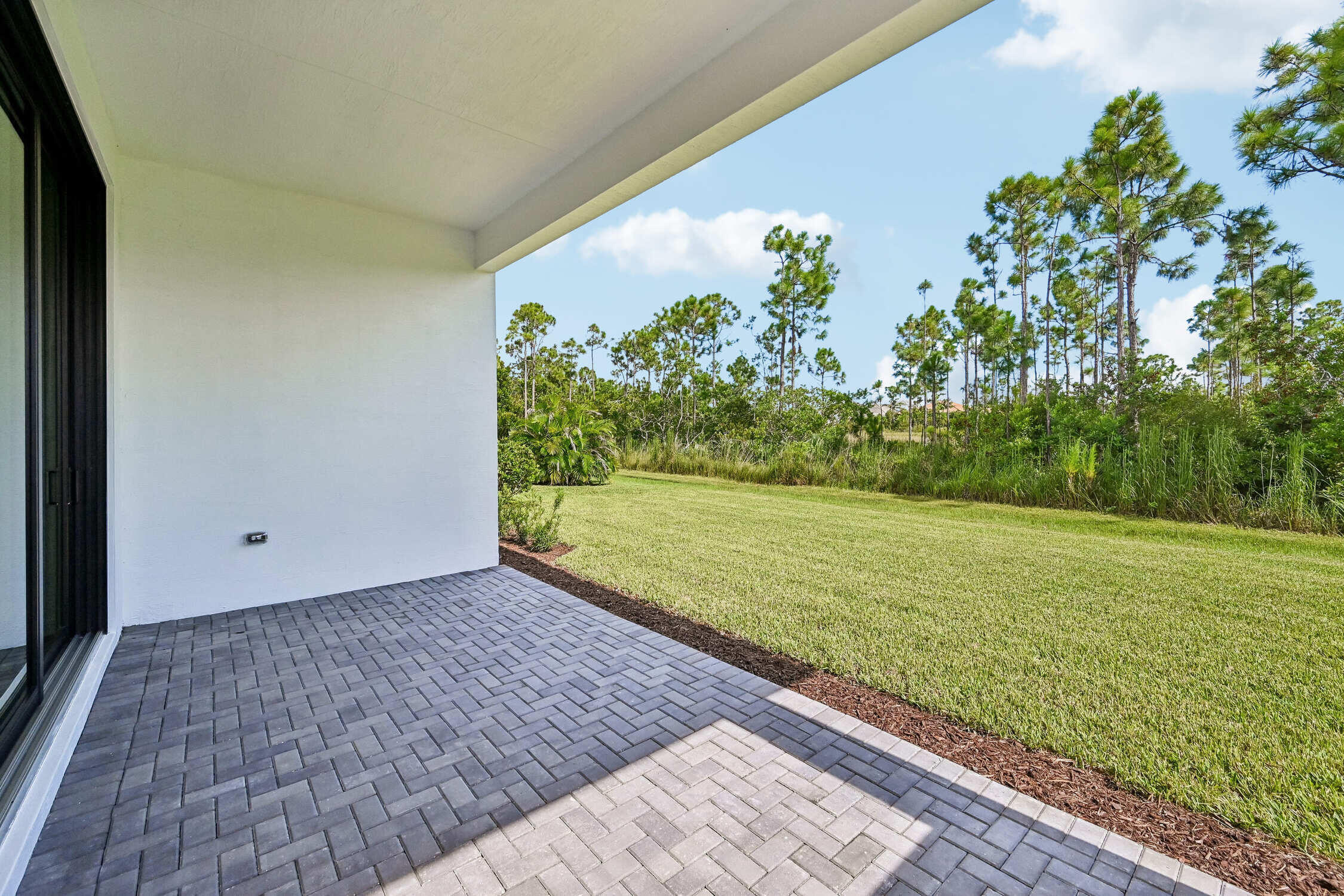 2157 Se Mosaic Boulevard Property Photo 29