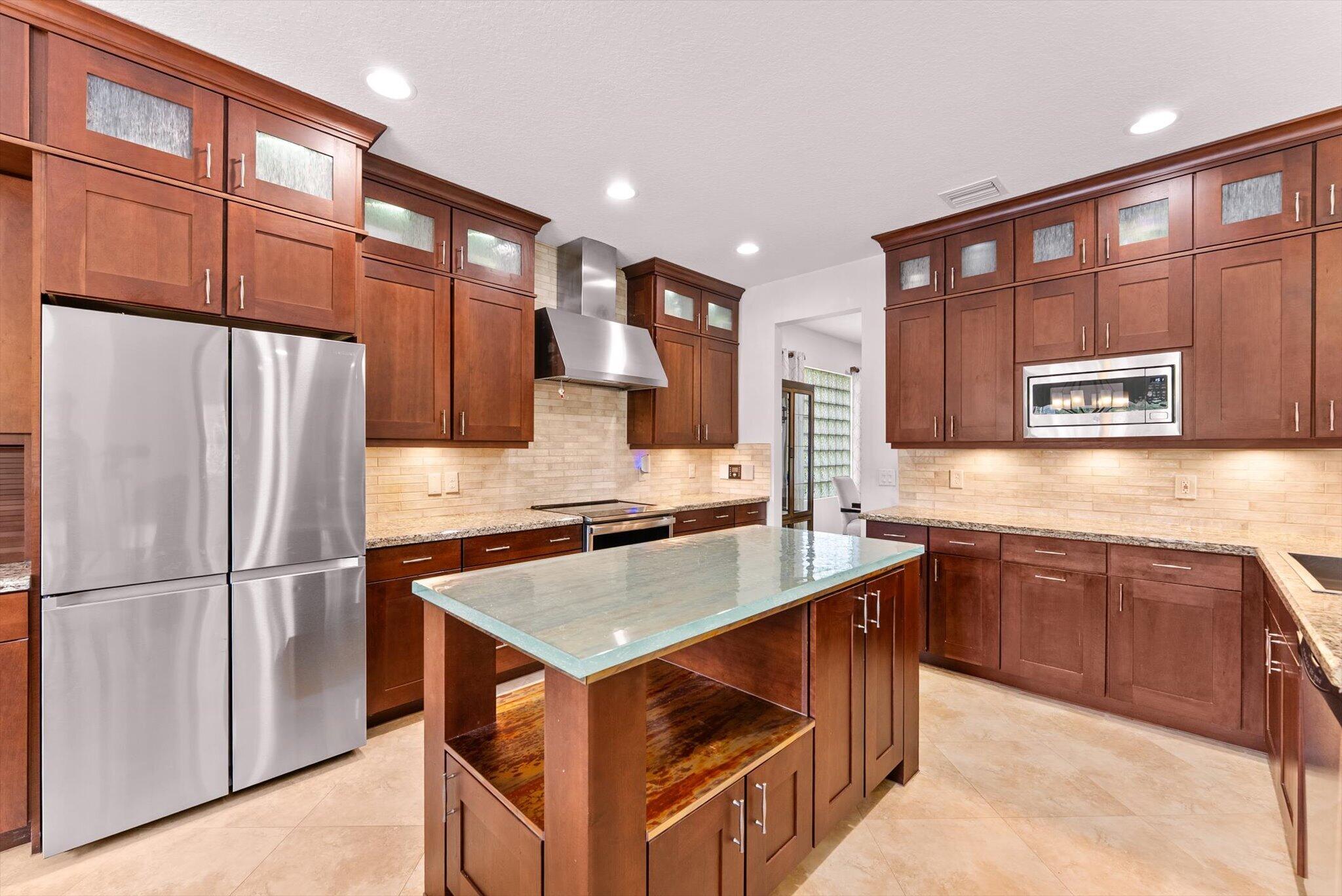 8275 Triana Point Avenue Property Photo 9