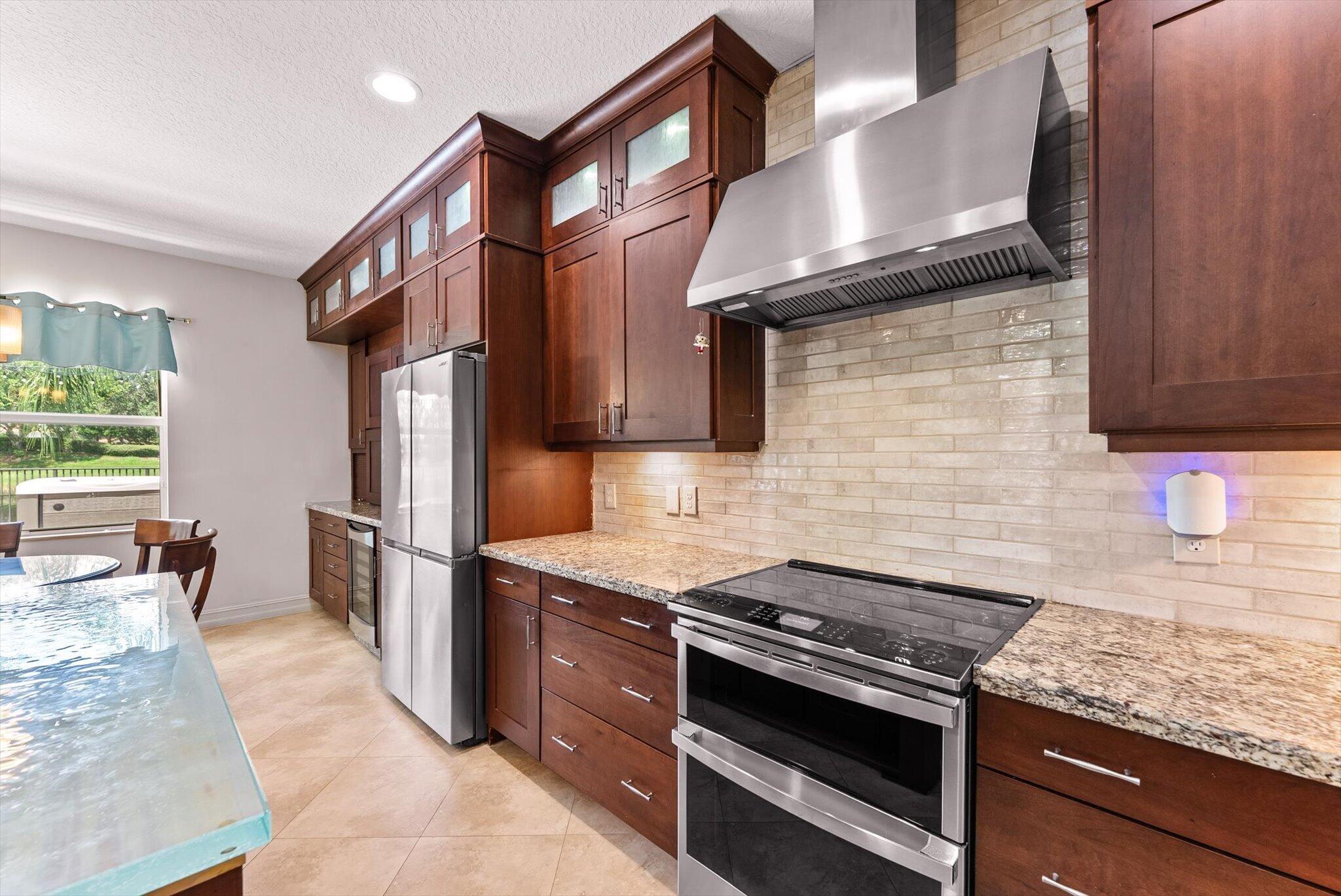 8275 Triana Point Avenue Property Photo 11