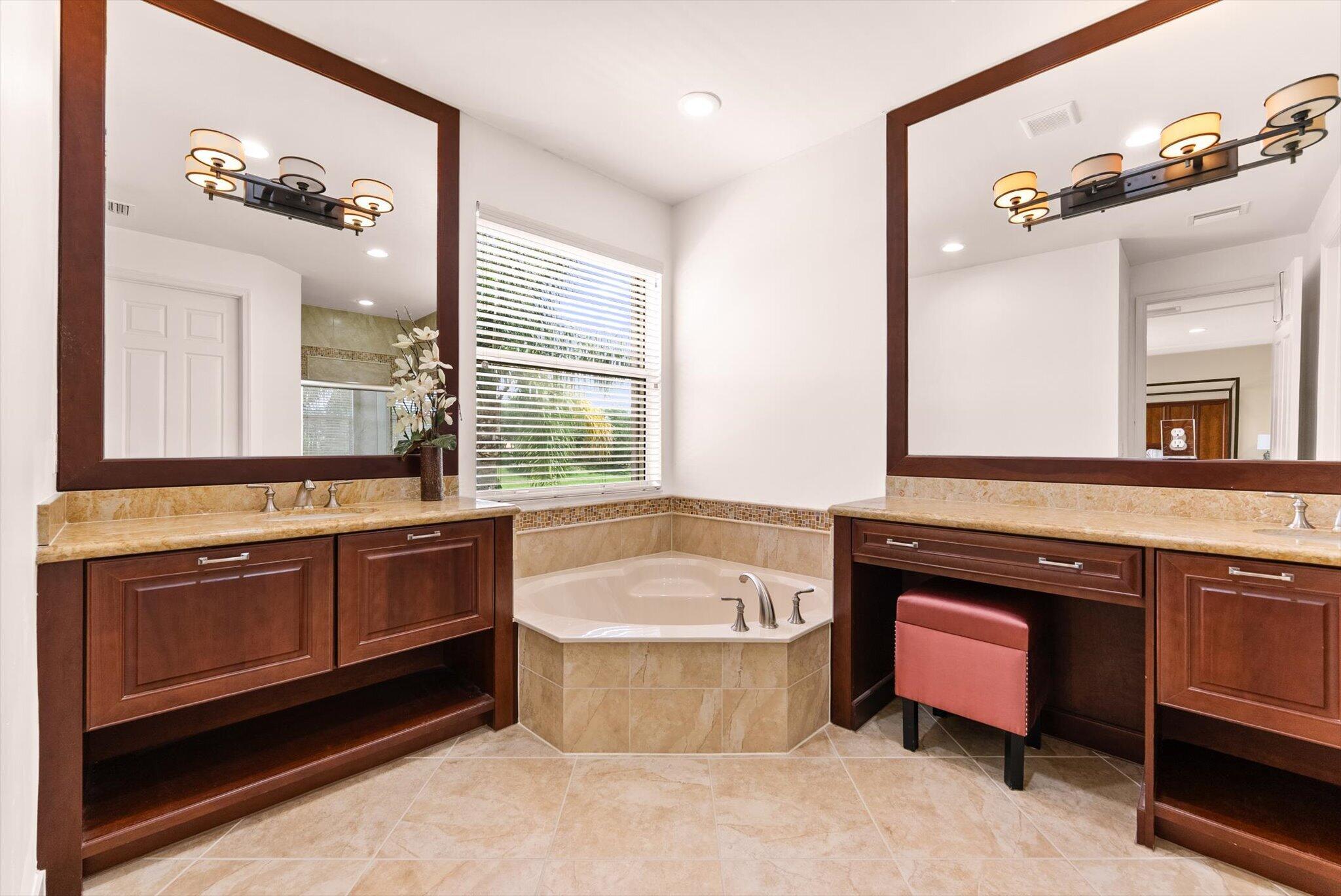 8275 Triana Point Avenue Property Photo 22