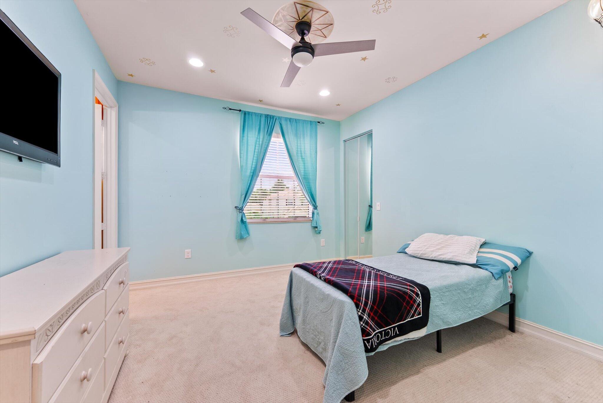 8275 Triana Point Avenue Property Photo 26