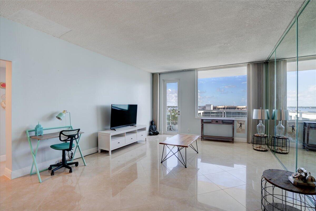 3450 S Ocean Boulevard 806 Property Photo 8