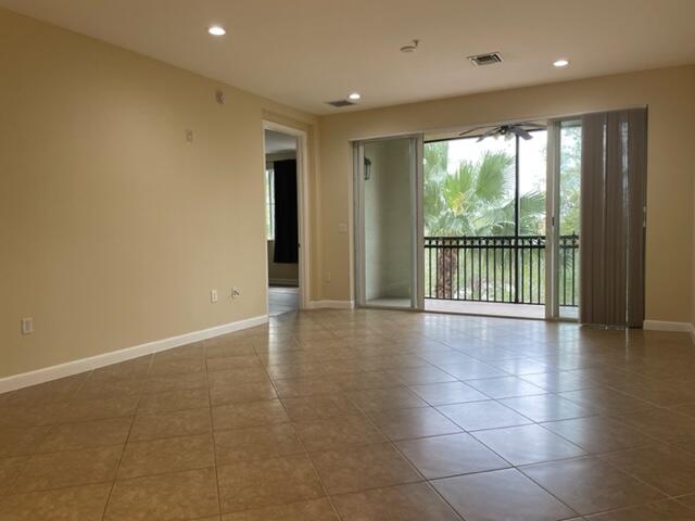2901 Nw 126th Avenue 2-314 Property Photo 8