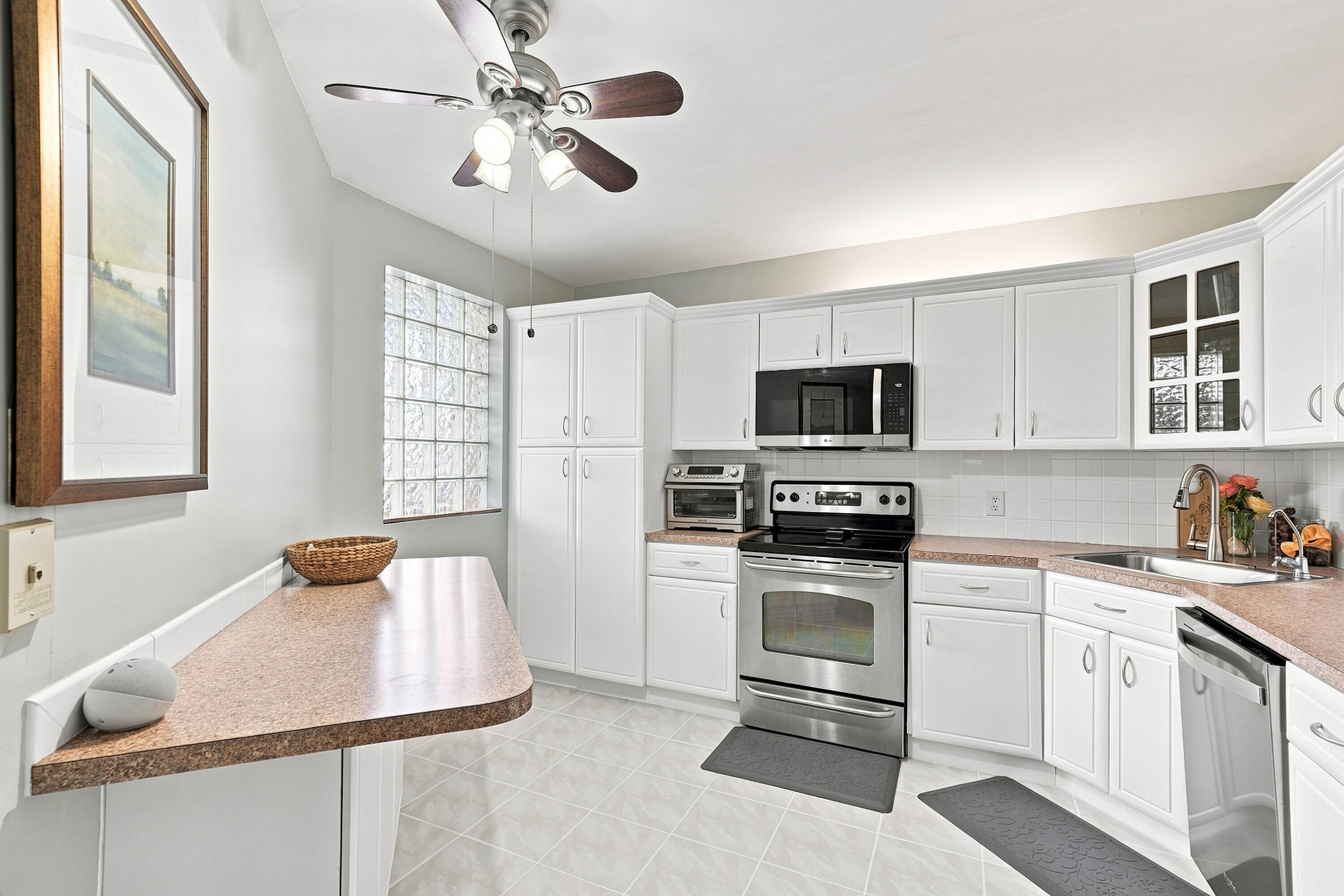 4111 Coral Tree Circle 321 Property Photo 3