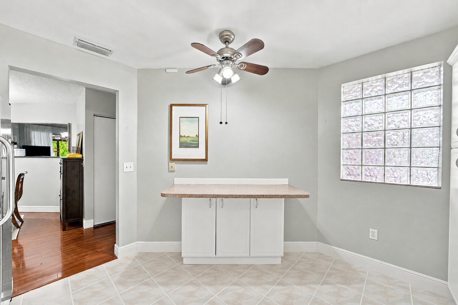 4111 Coral Tree Circle 321 Property Photo 4