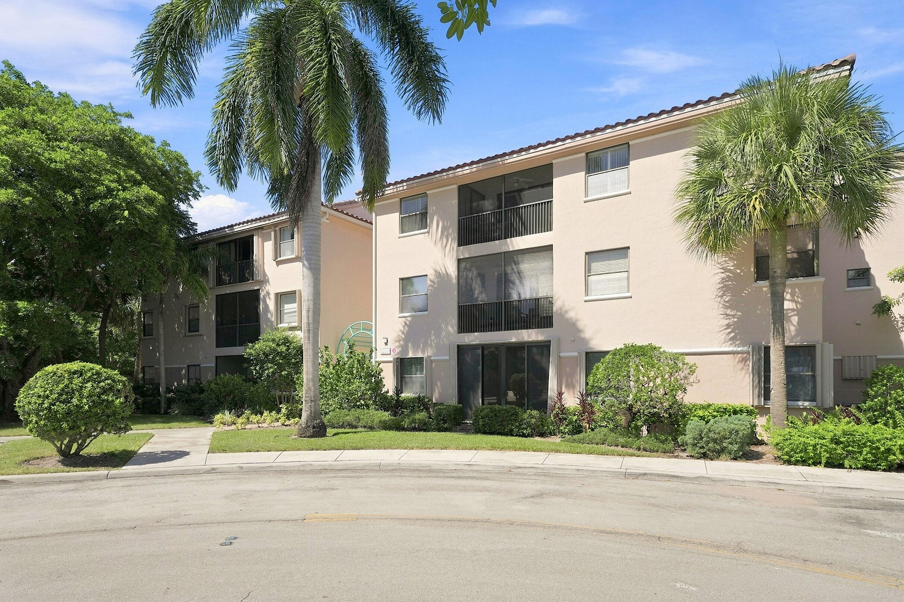 4111 Coral Tree Circle 321 Property Photo 25