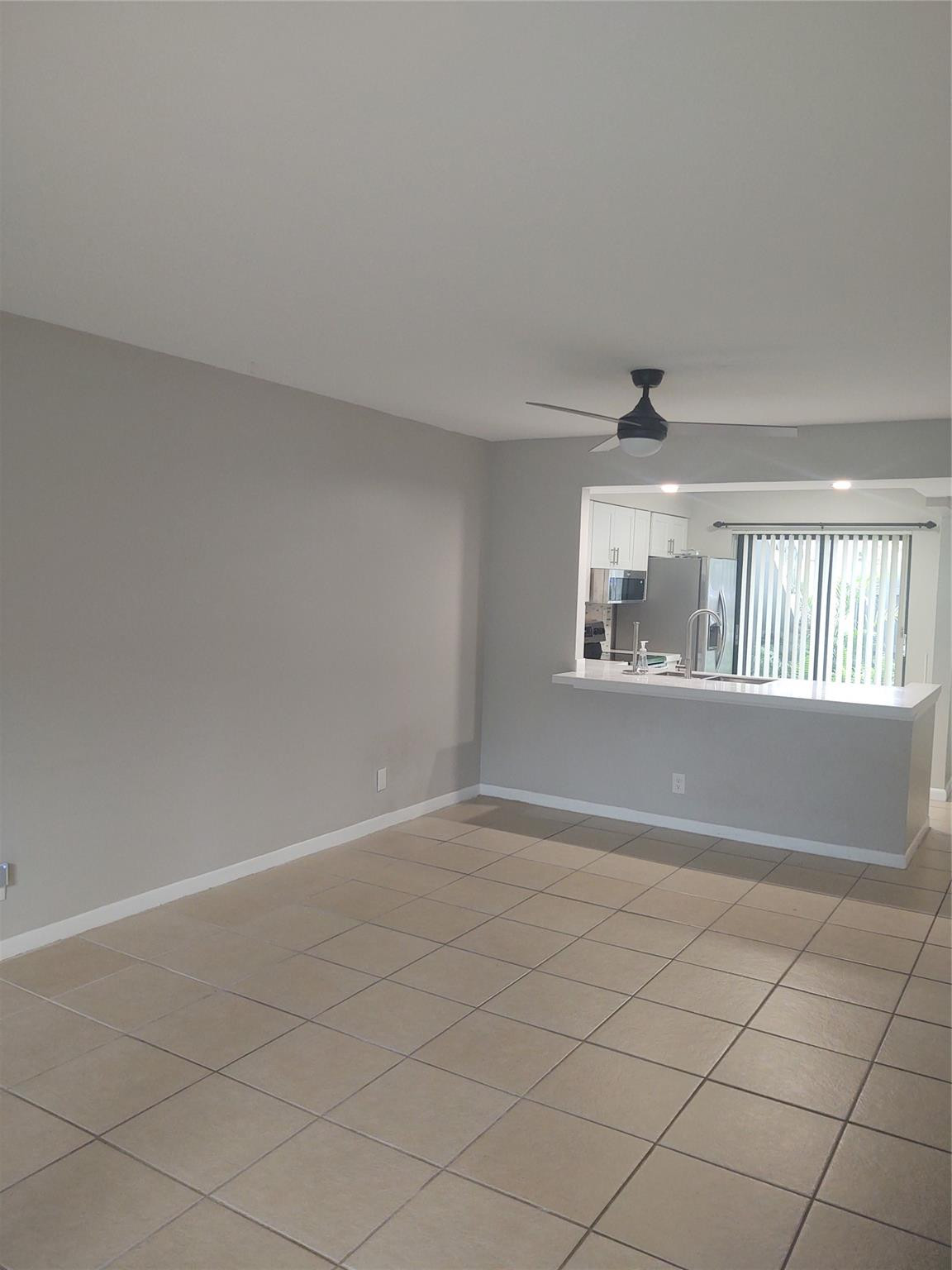 3275 Frederick Boulevard 12d Property Photo 4