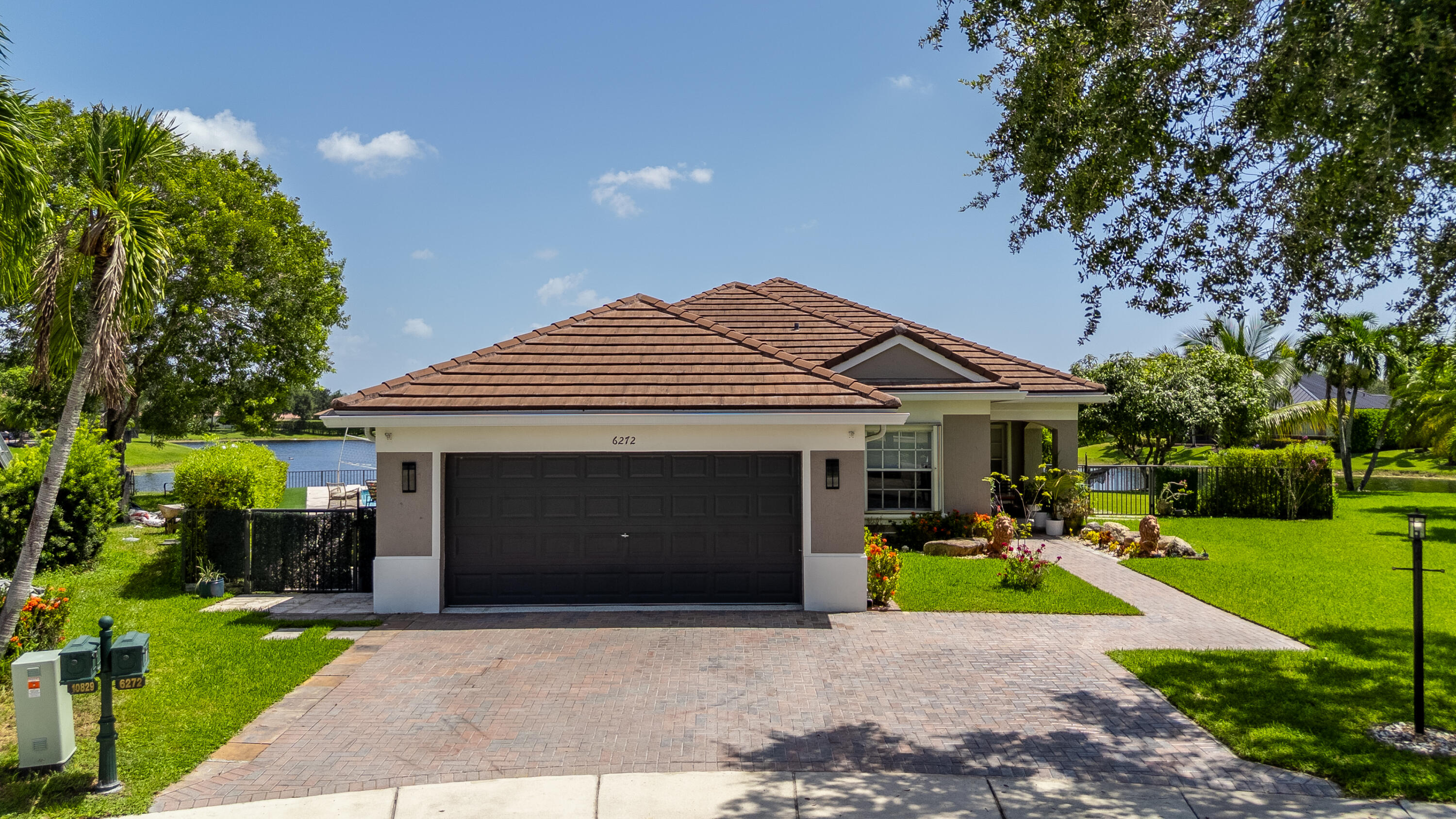 6272 Nw 108th Way Property Photo 12