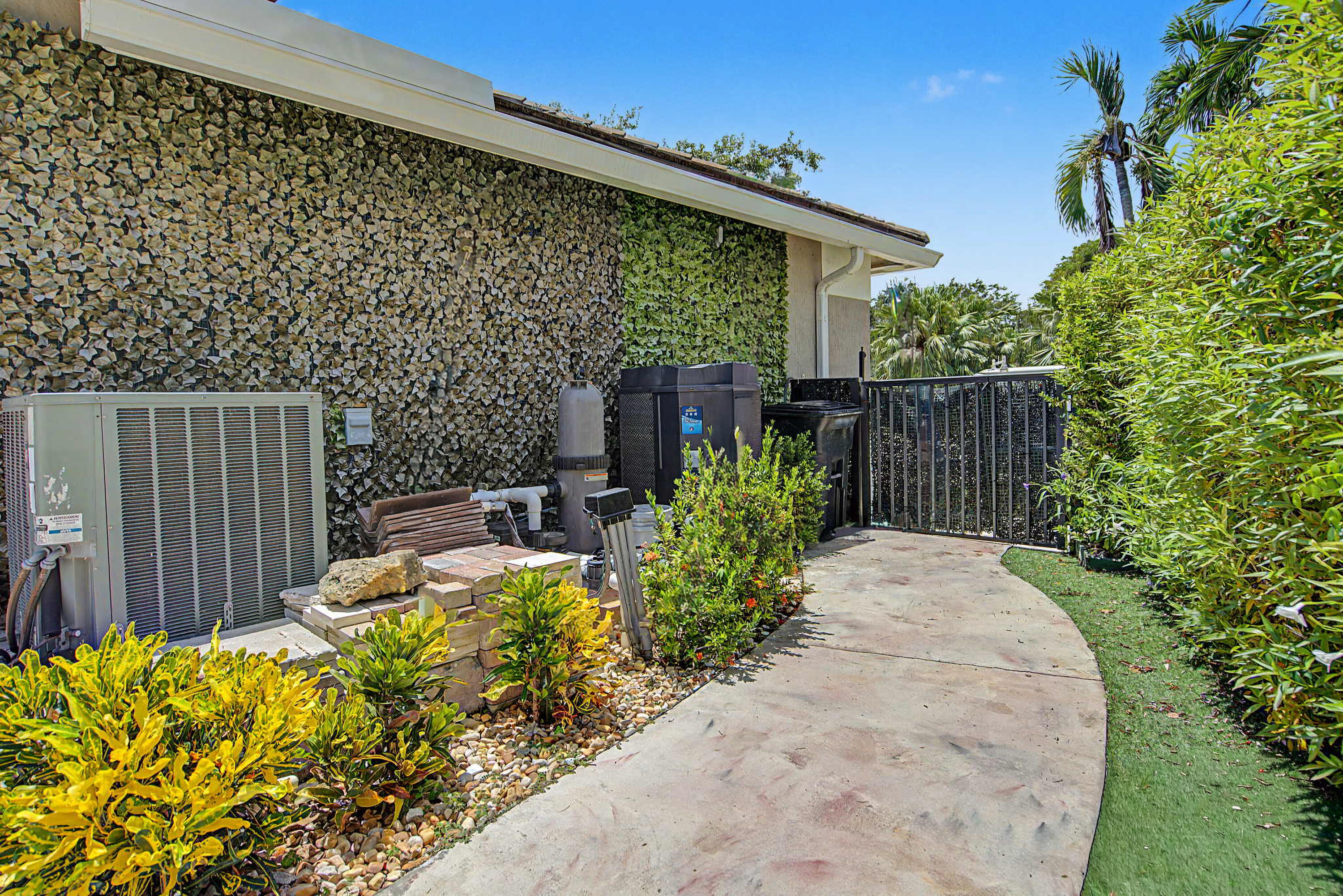 6272 Nw 108th Way Property Photo 81