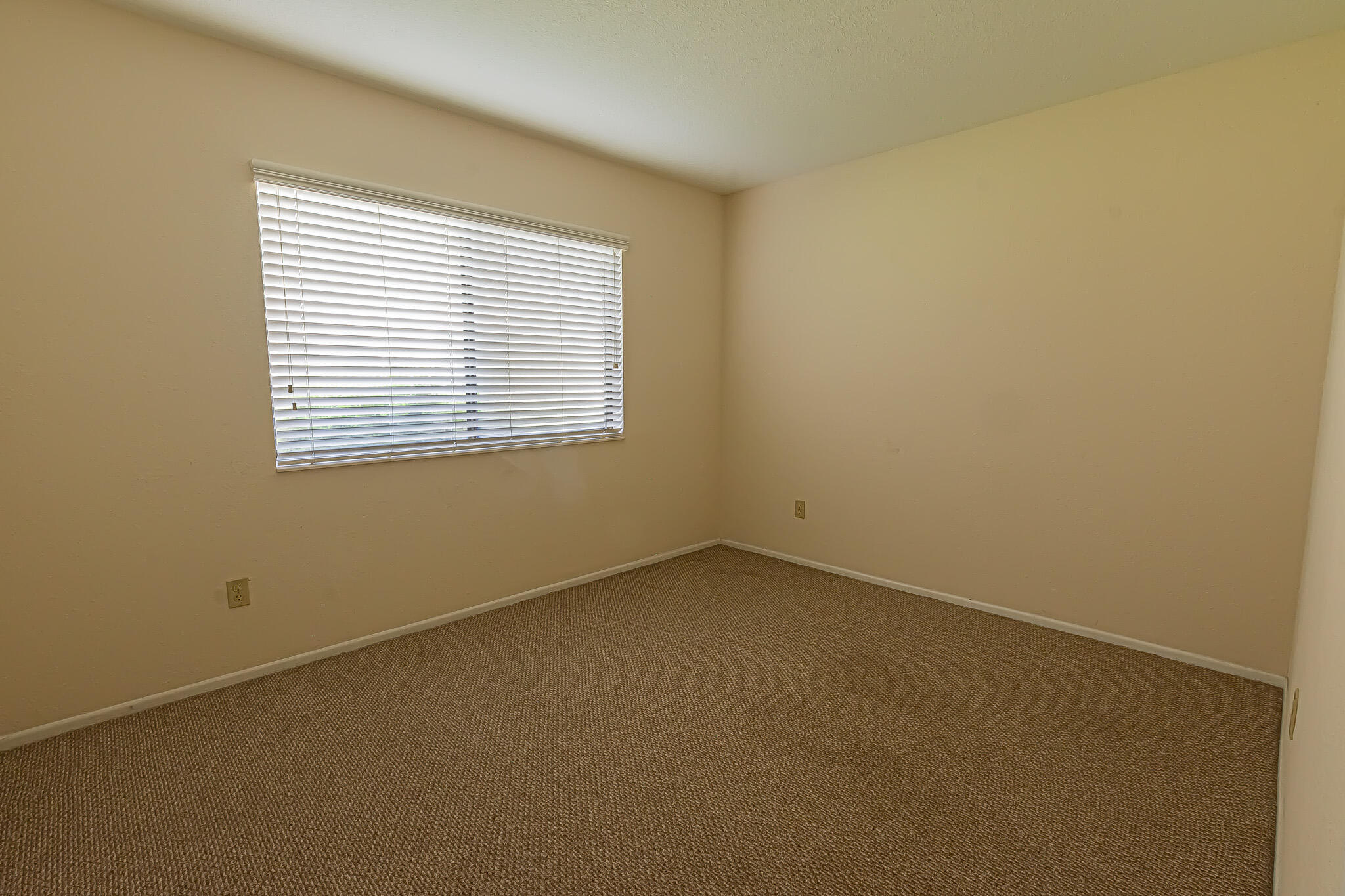 1566 Se Dewberry Court Property Photo 16