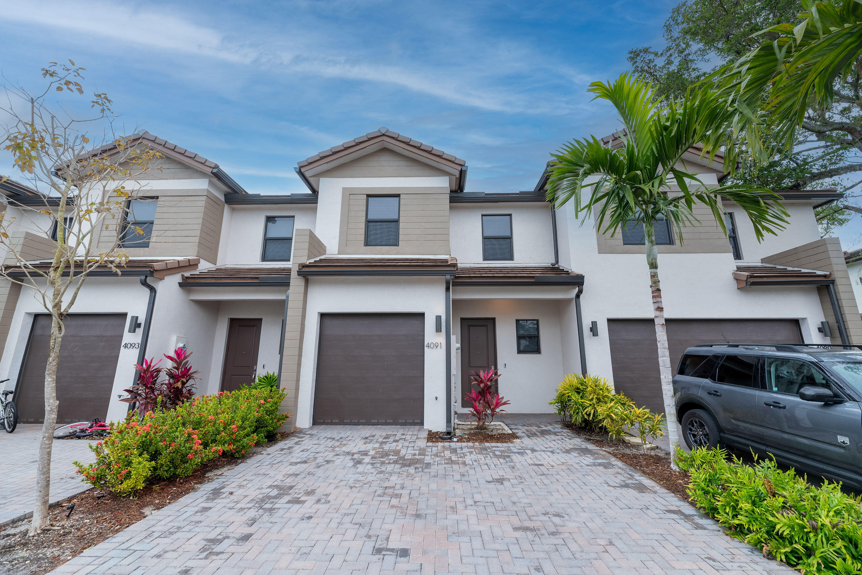 4093 Sunset Way 4093 Property Photo 1