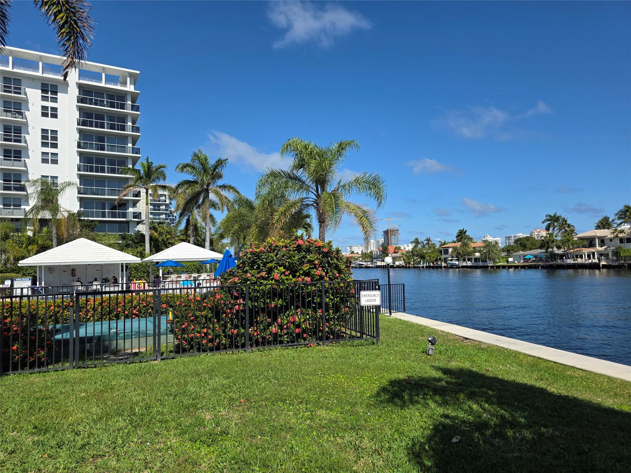 6391 Bay Club Drive 4 Property Photo 6