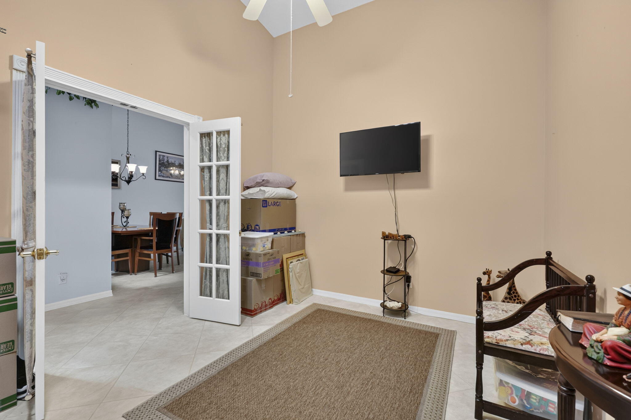 2100 Stonington Terrace Property Photo 15