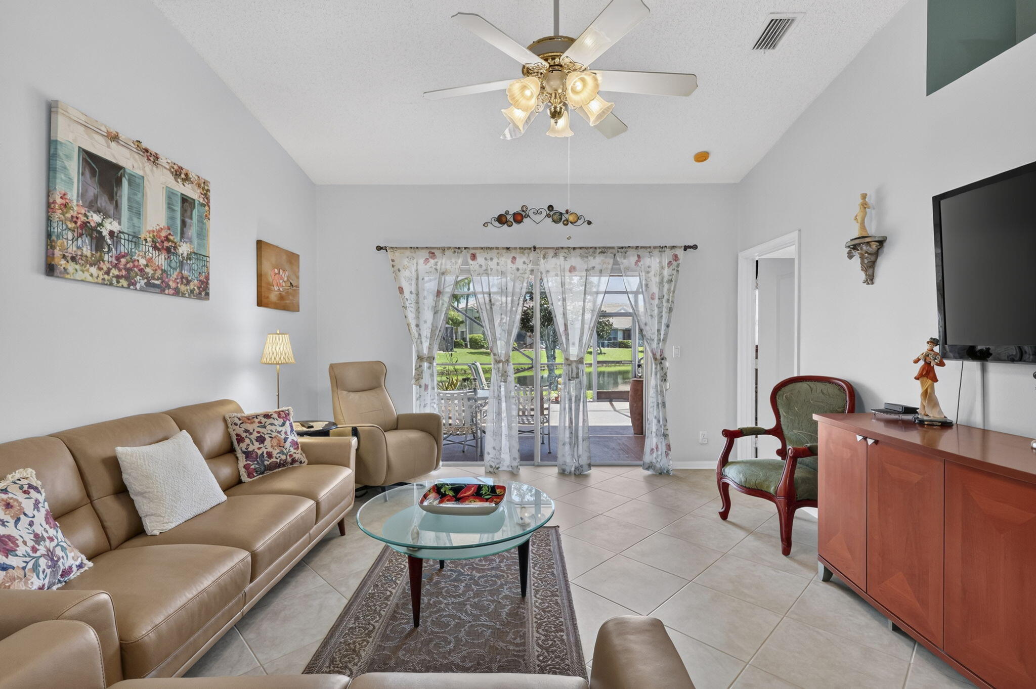 2100 Stonington Terrace Property Photo 19