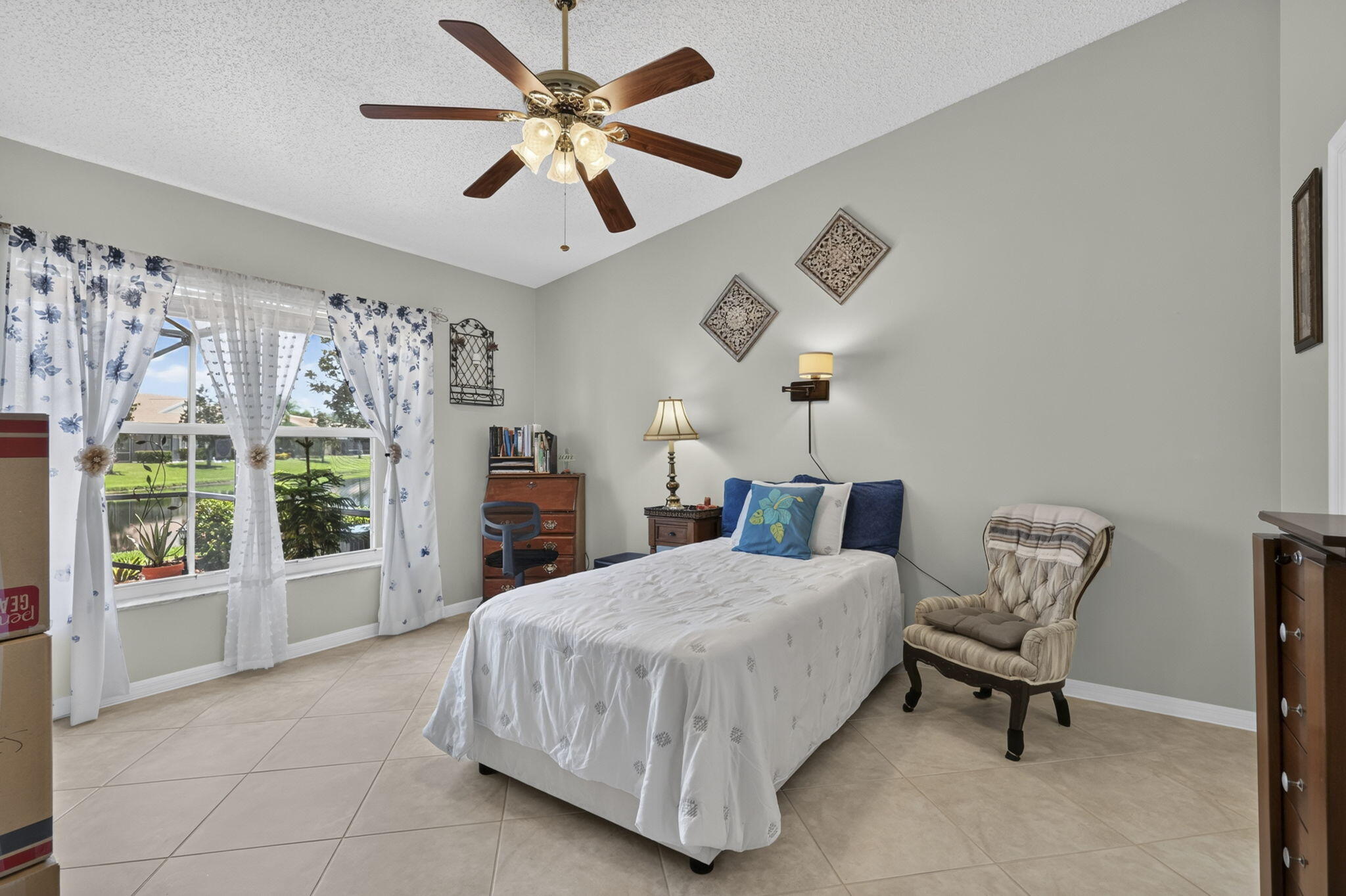 2100 Stonington Terrace Property Photo 21
